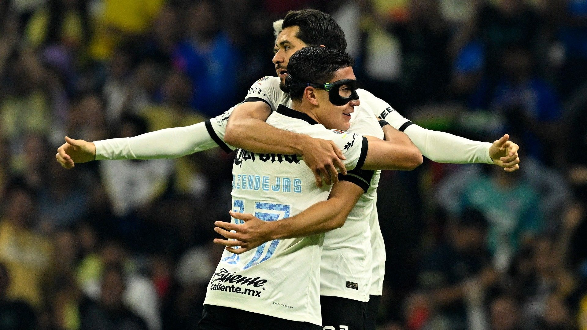 Alejandro Zendejas Henry Martín América Clausura 2023