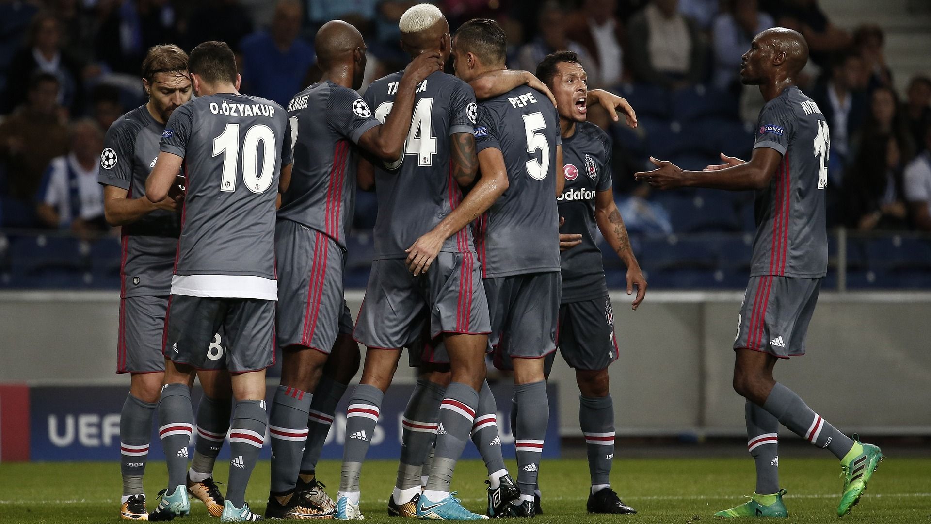 Besiktas UCL 09132017