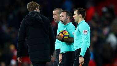 Jurgen Klopp referees