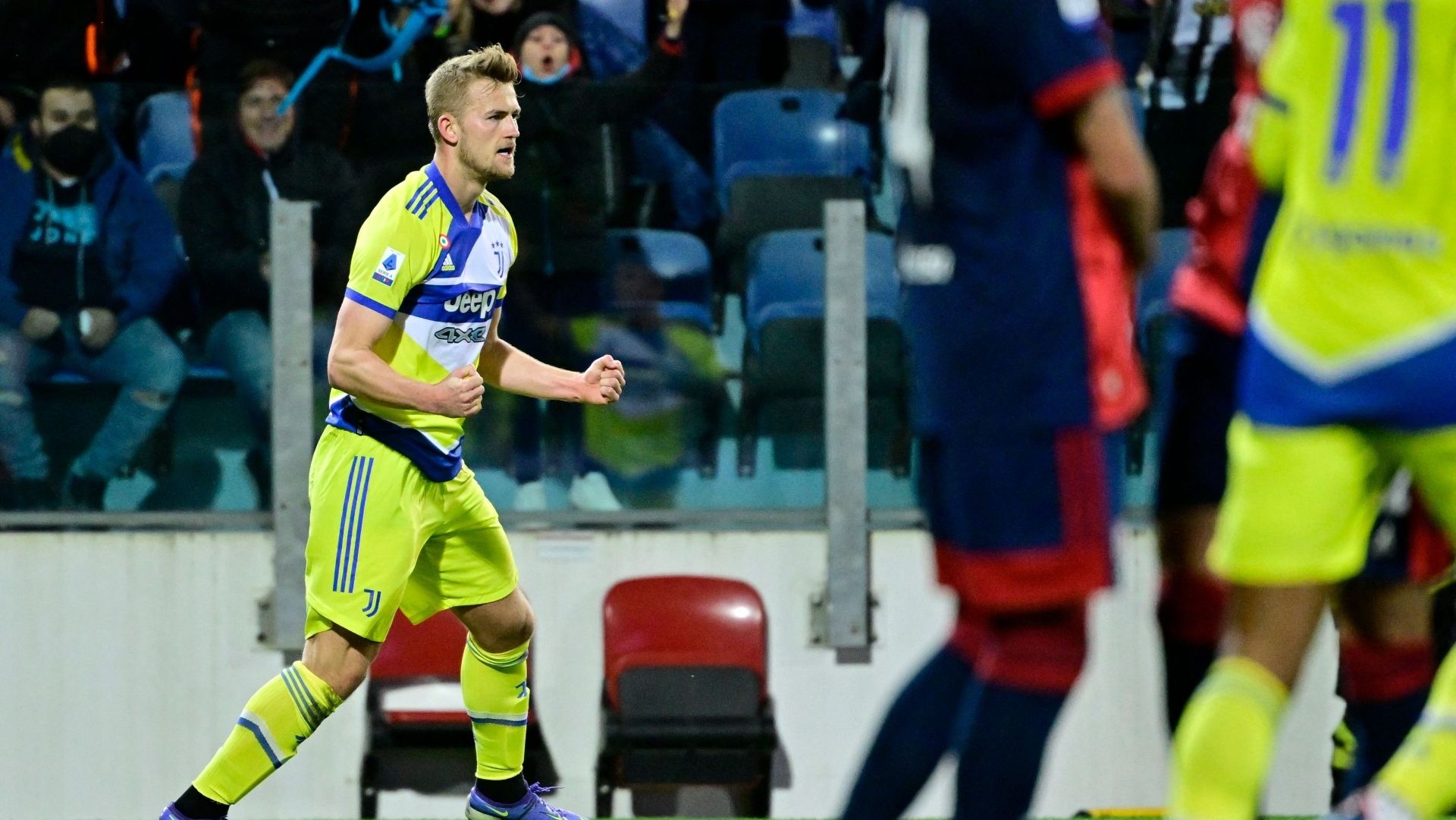 de ligt cagliari juve