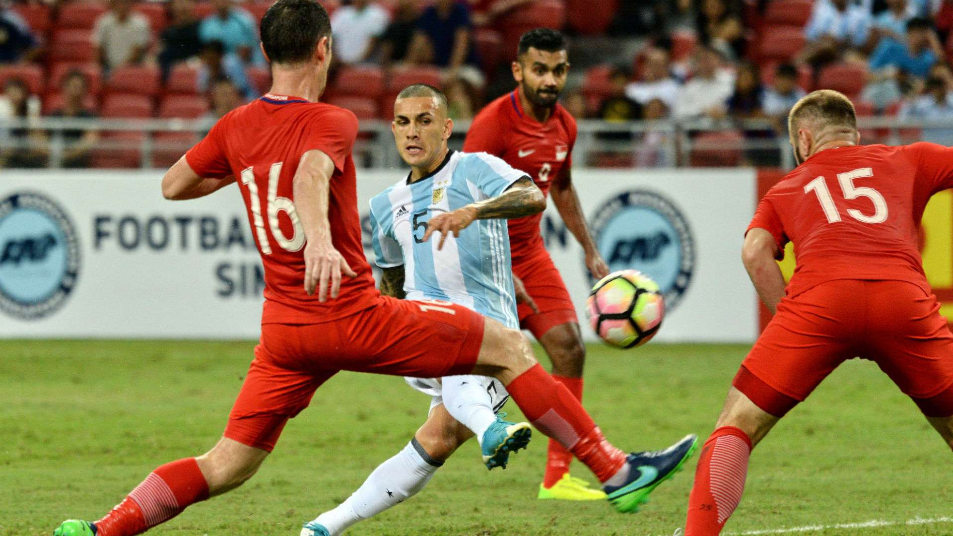 Leandro Paredes Argentina Singapur 13062017