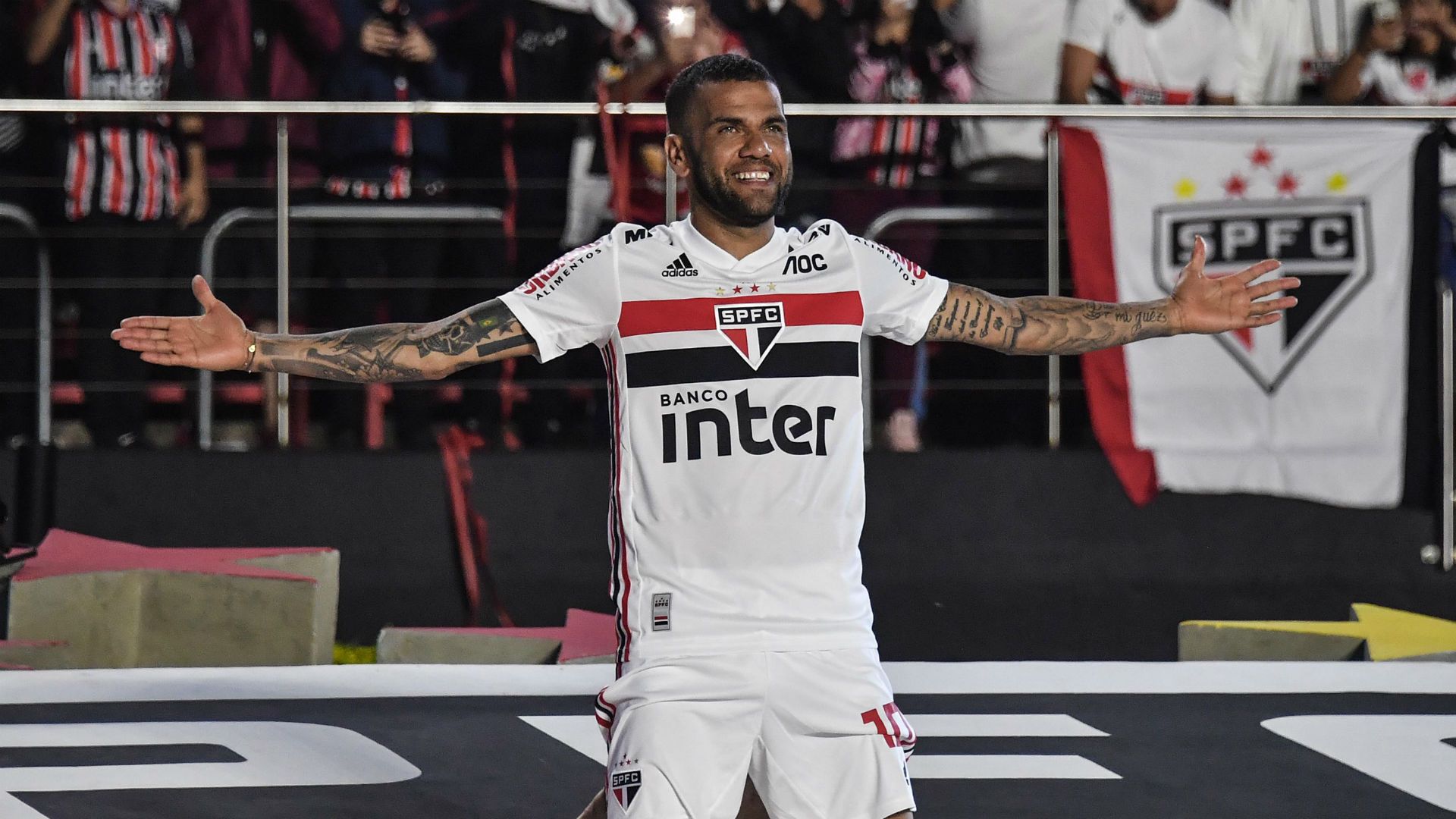 Daniel Alves São Paulo 14 08 2019