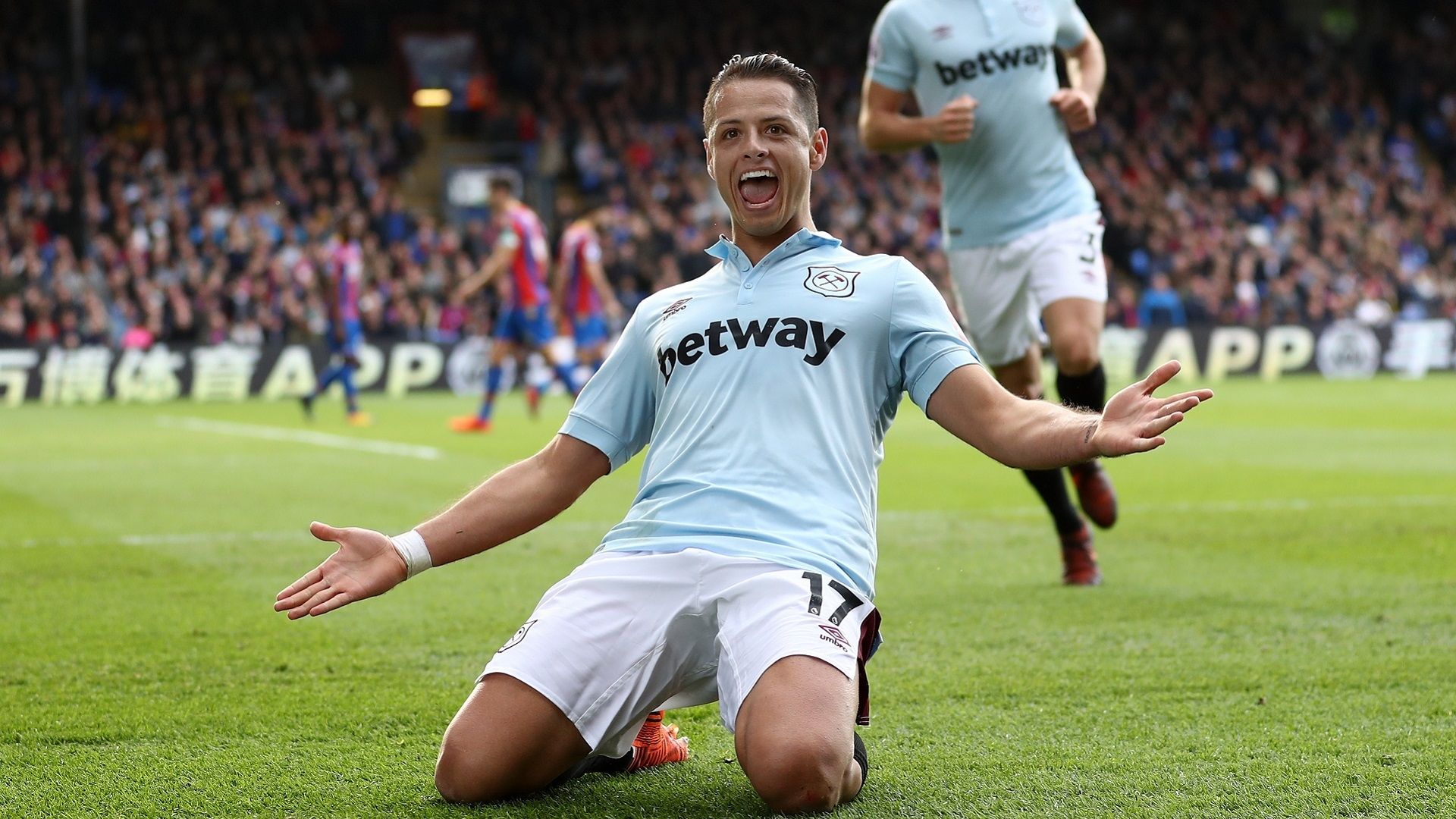 2017-11-17 Javier Hernandez
