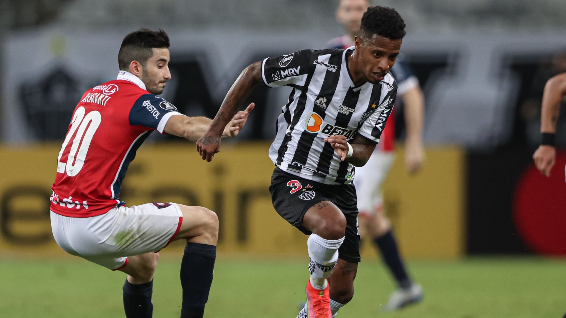 Mathias Villasanti e Tchê Tchê - Atlético-MG x Cerro Porteño Libertadores 04052021