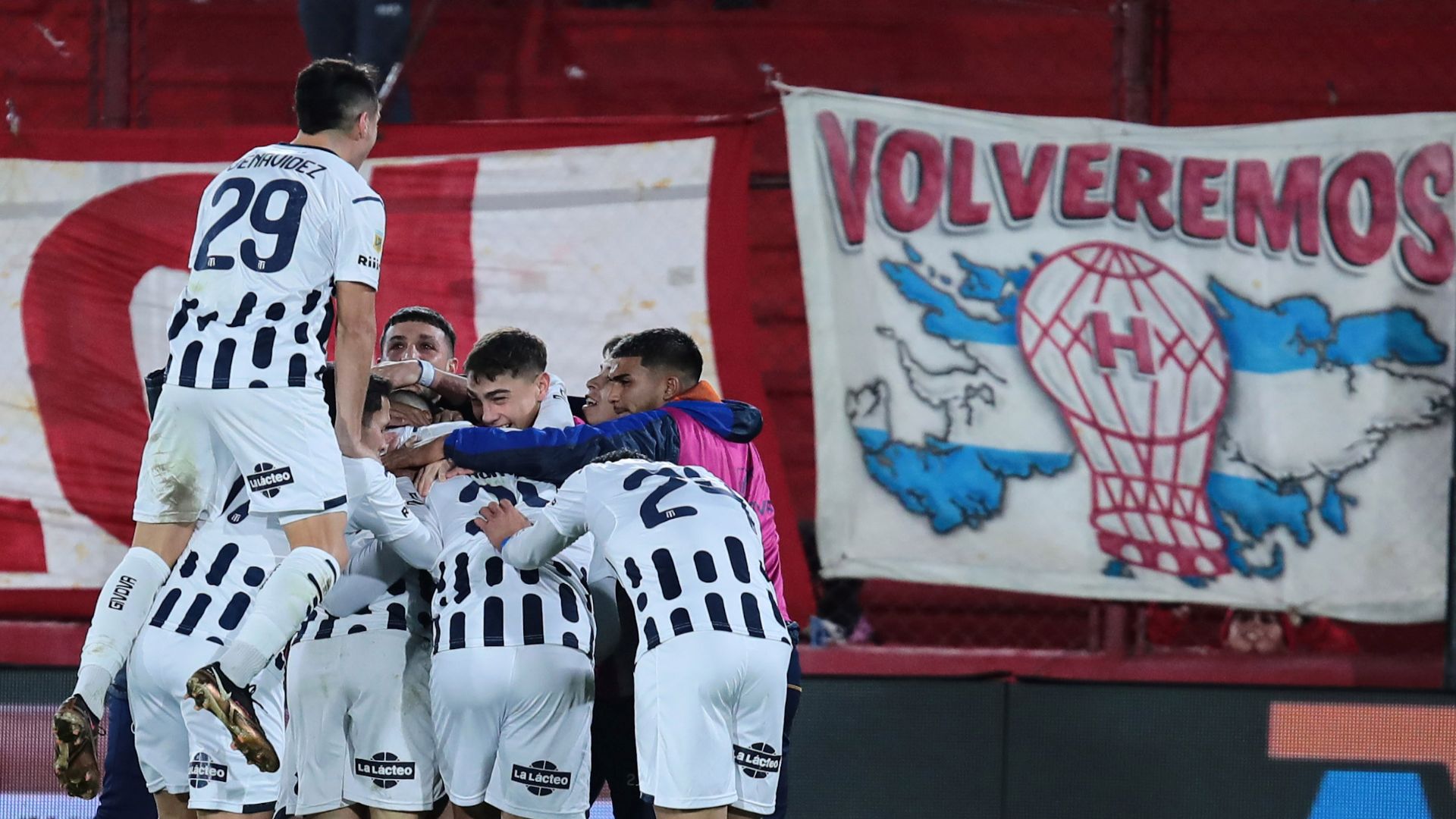 talleres huracan torneo binance 14072023