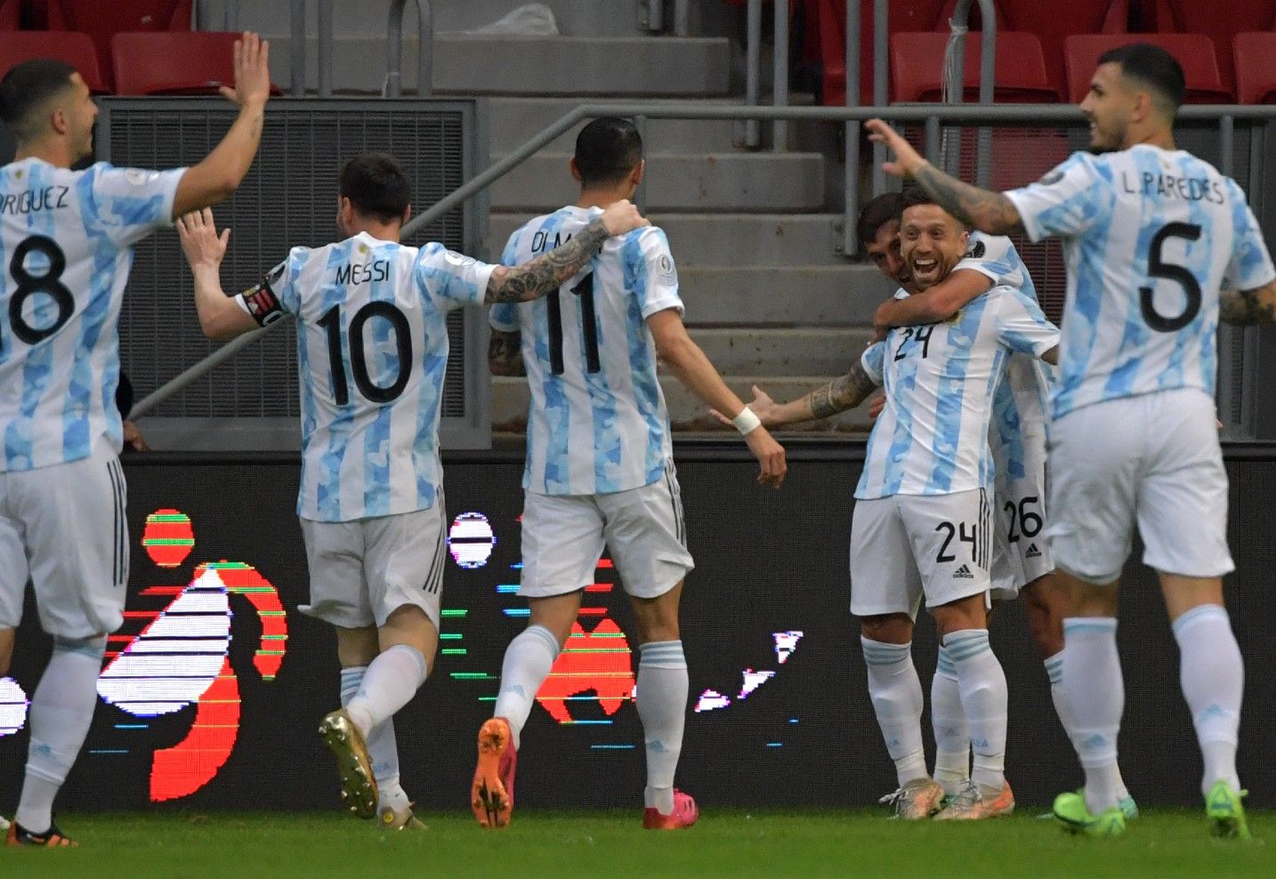 argentina-gomez-messi