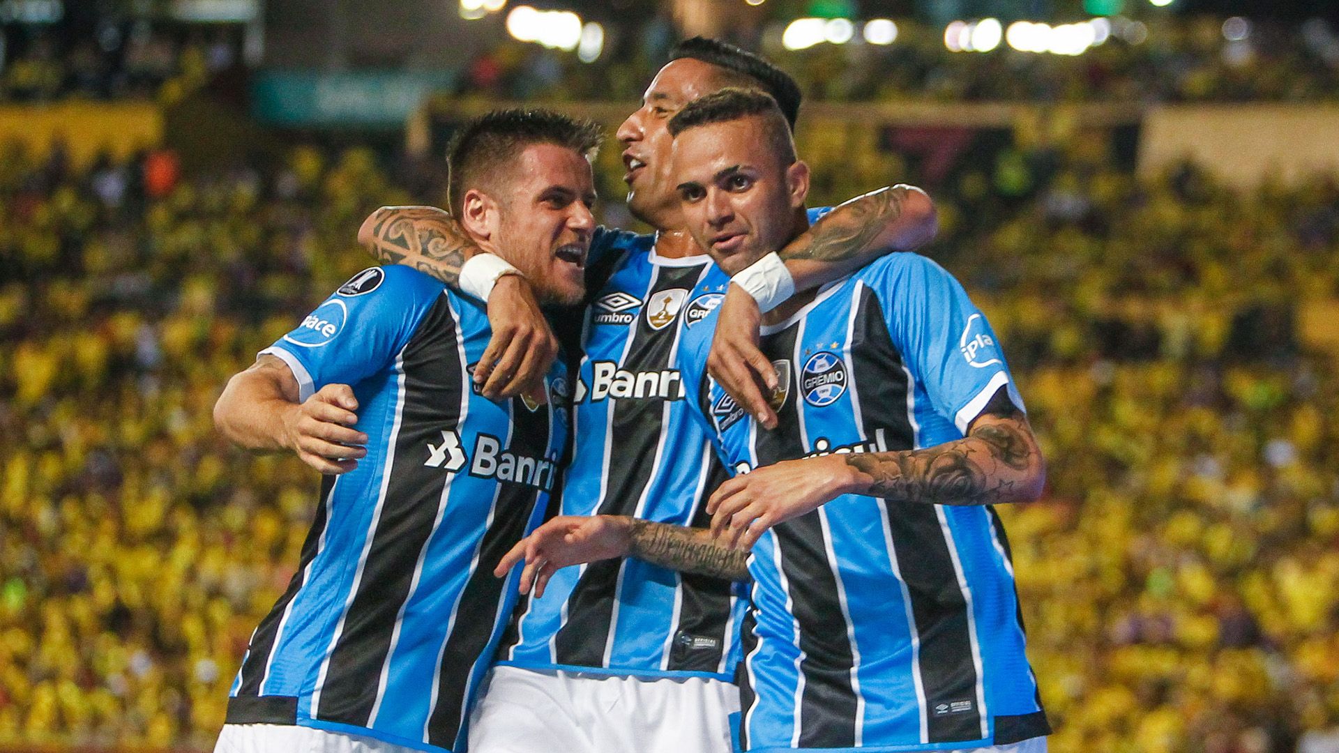 Luan Guilherme Ramiro Lucas Barrios Barcelona SC Gremio Copa Libertadores 25102017