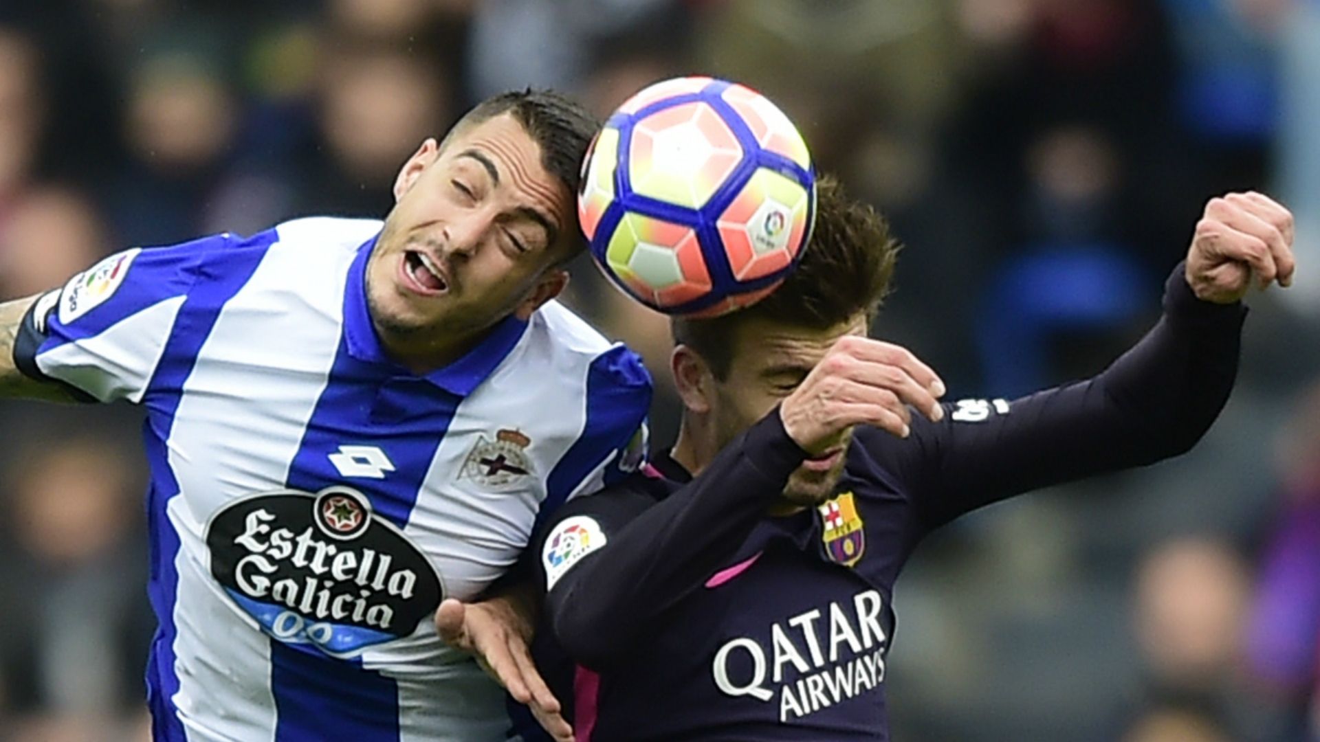 Joselu Gerard Pique Deportivo Coruna Barcelona La Liga
