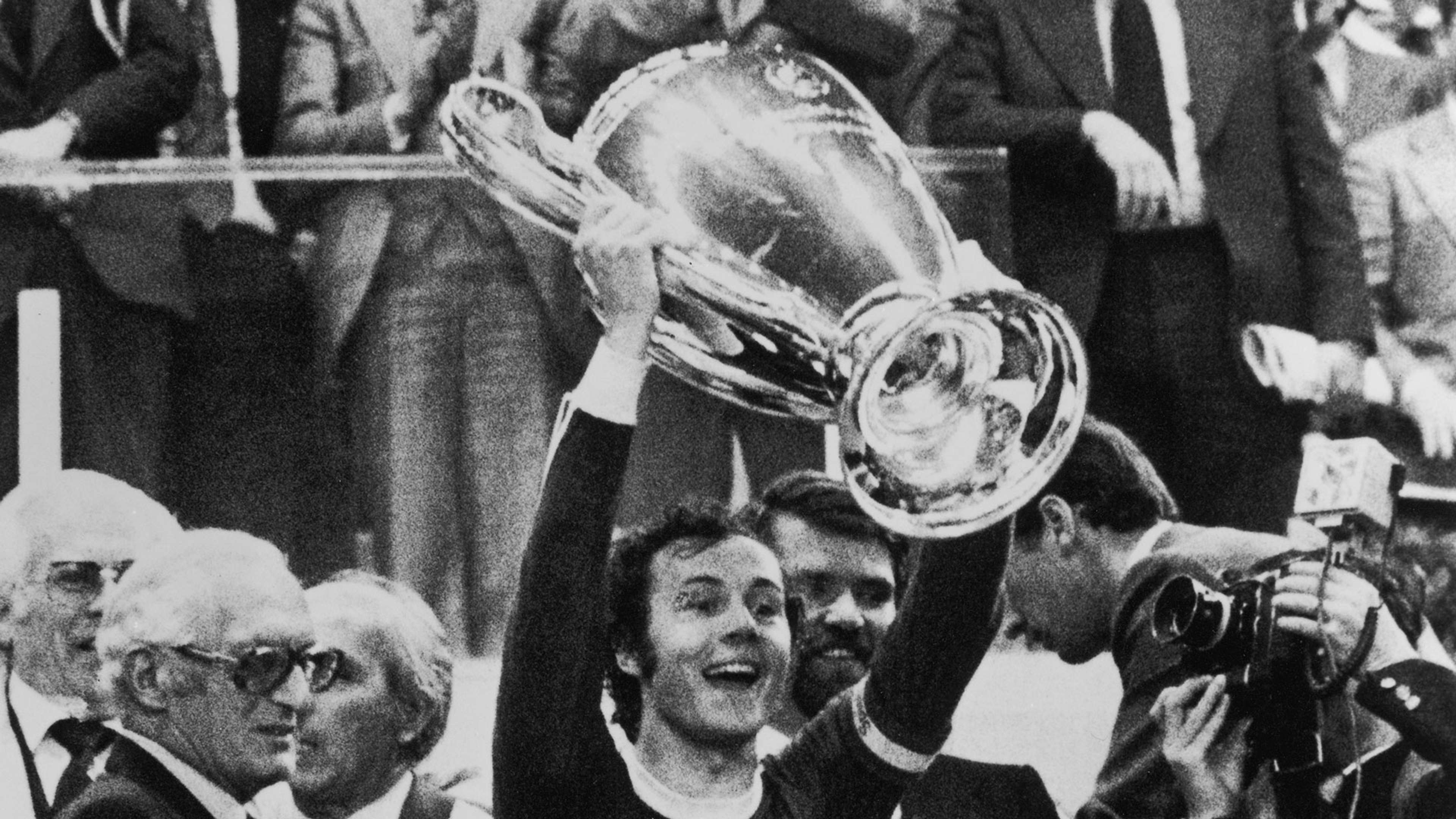 Franz Beckenbauer Bayern Munich European Cup 1975