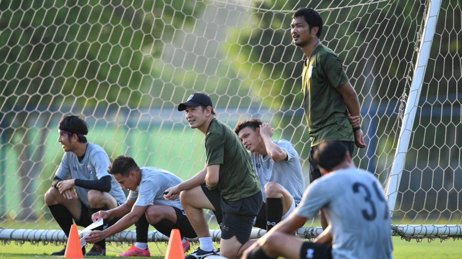 อนุรักษ์ ศรีเกิด และ อิสสระ ศรีทะโร