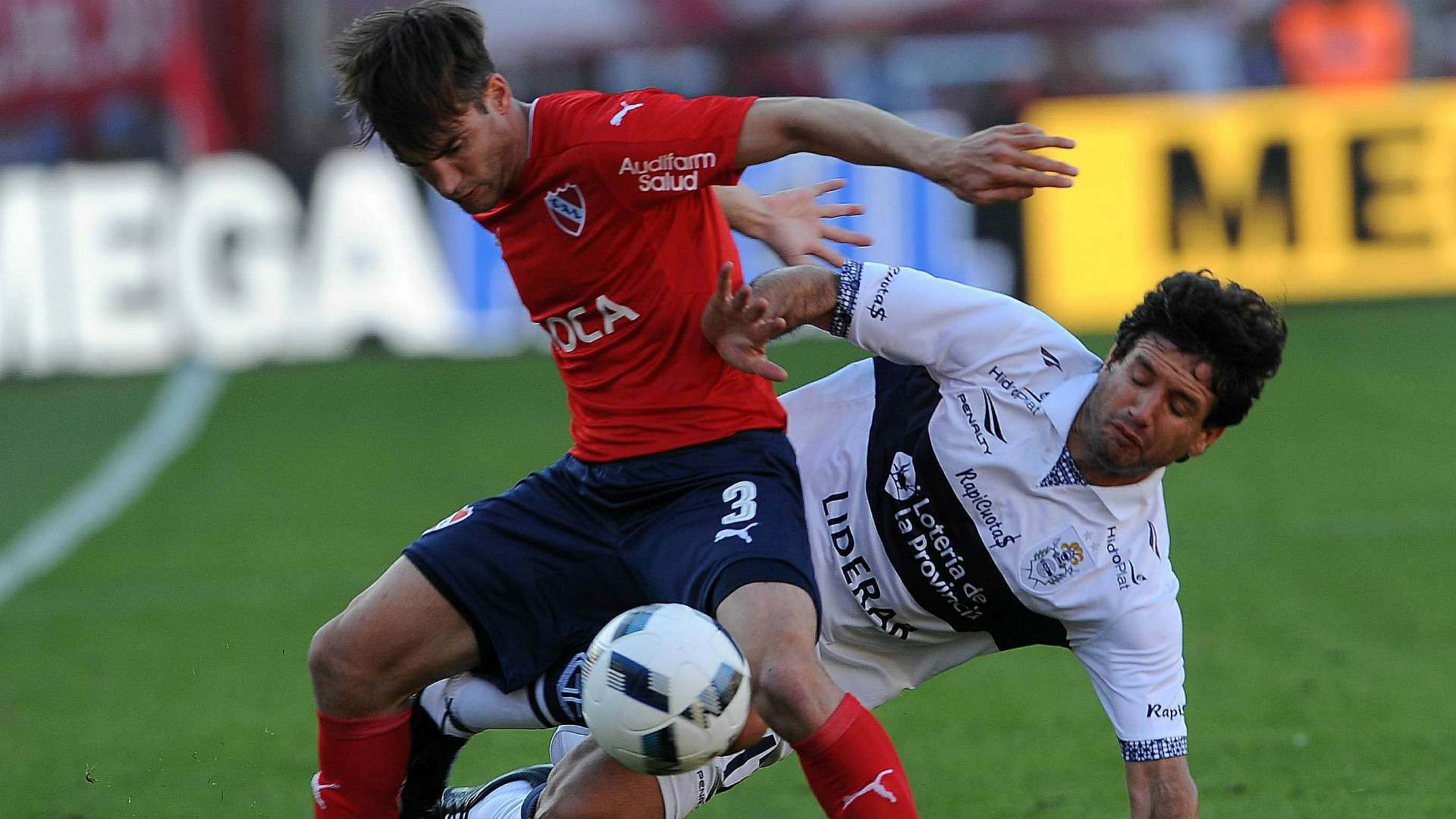 Nicolas Tagliafico Sebastian Romero Independiente Gimnasia Campeonato de Primera Division 29102016