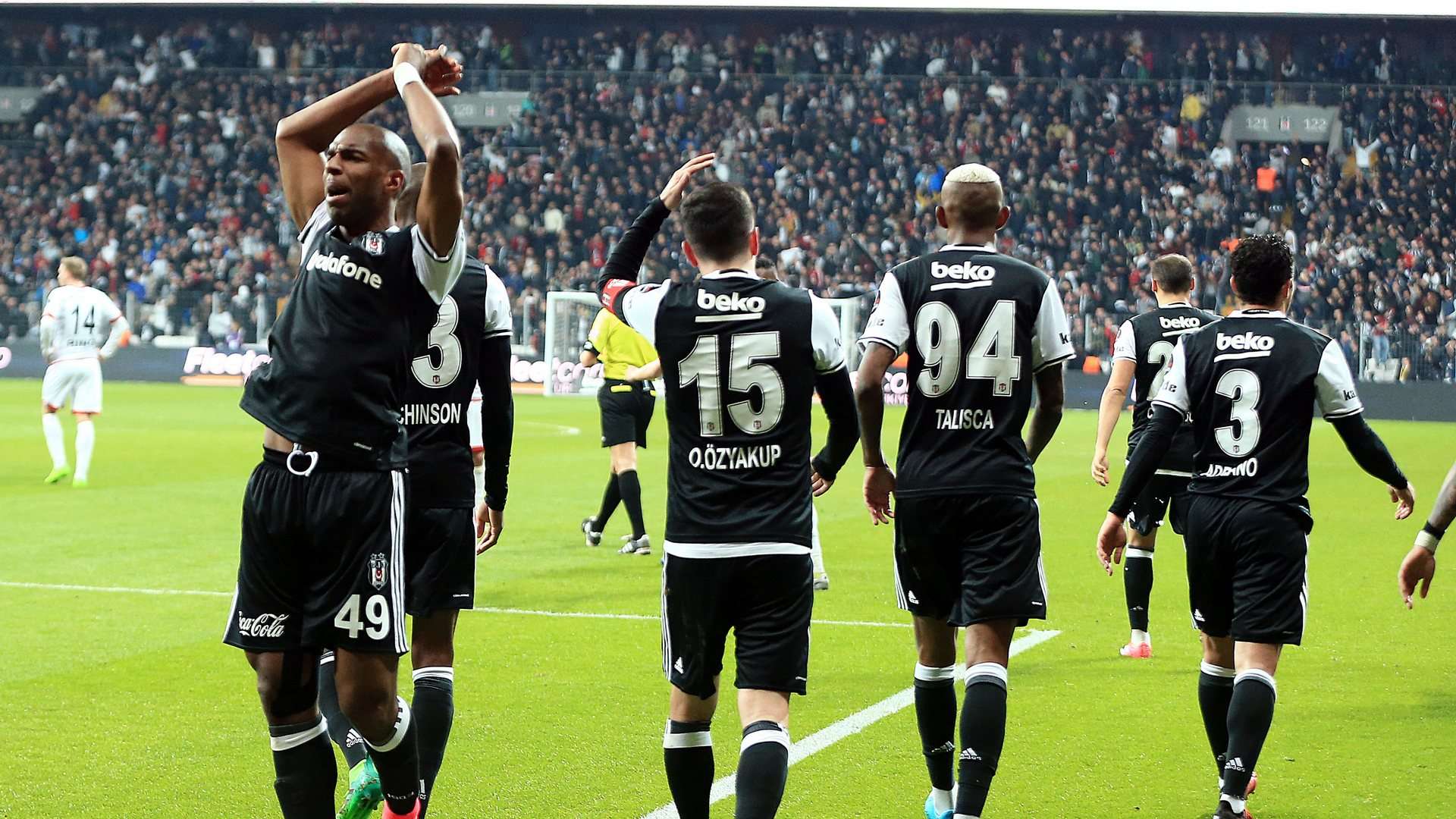 Besiktas goal celebration 242017