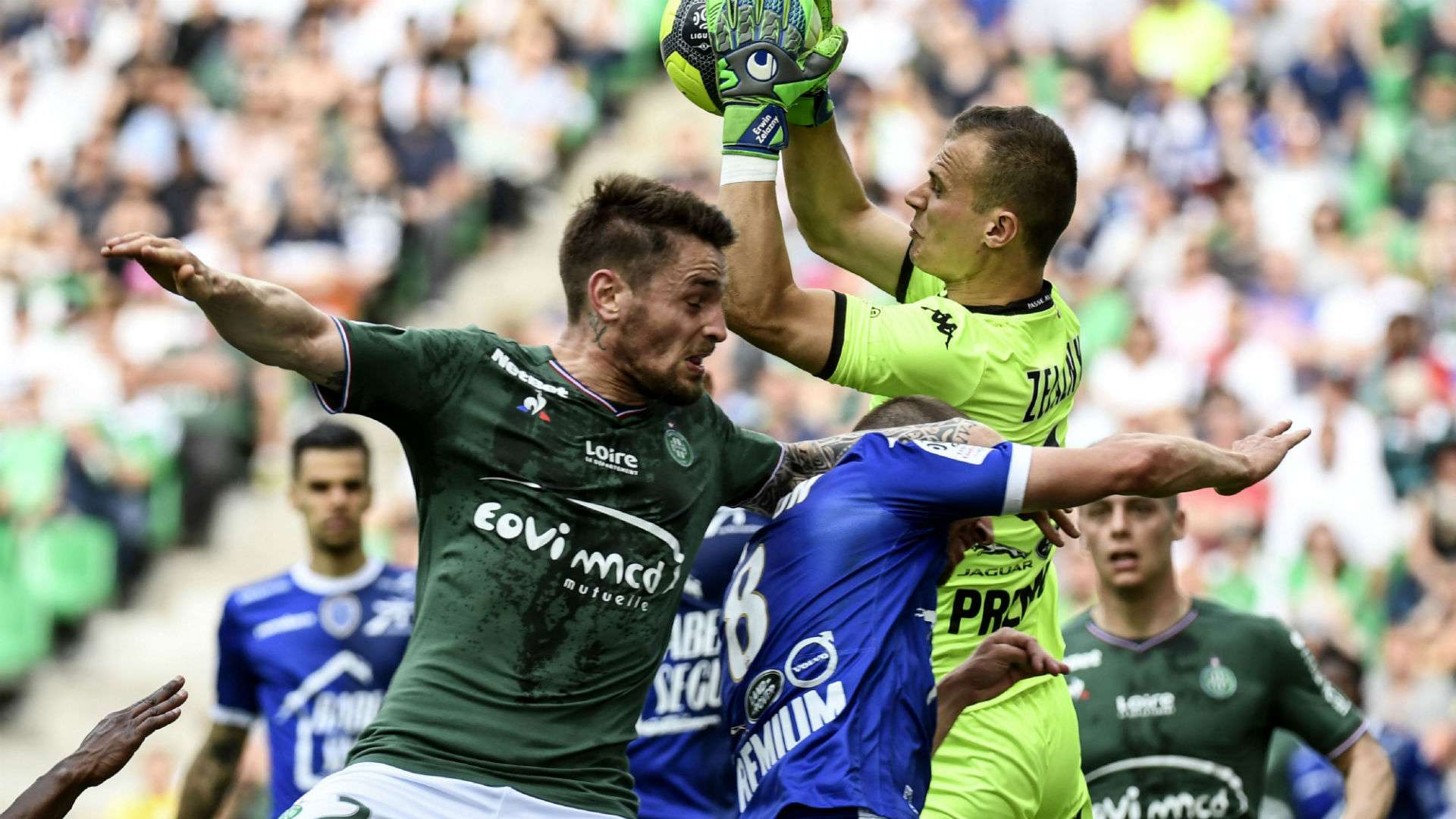Erwin Zelazny Mathieu Debuchy Saint-Etienne Troyes Ligue 1 22042018