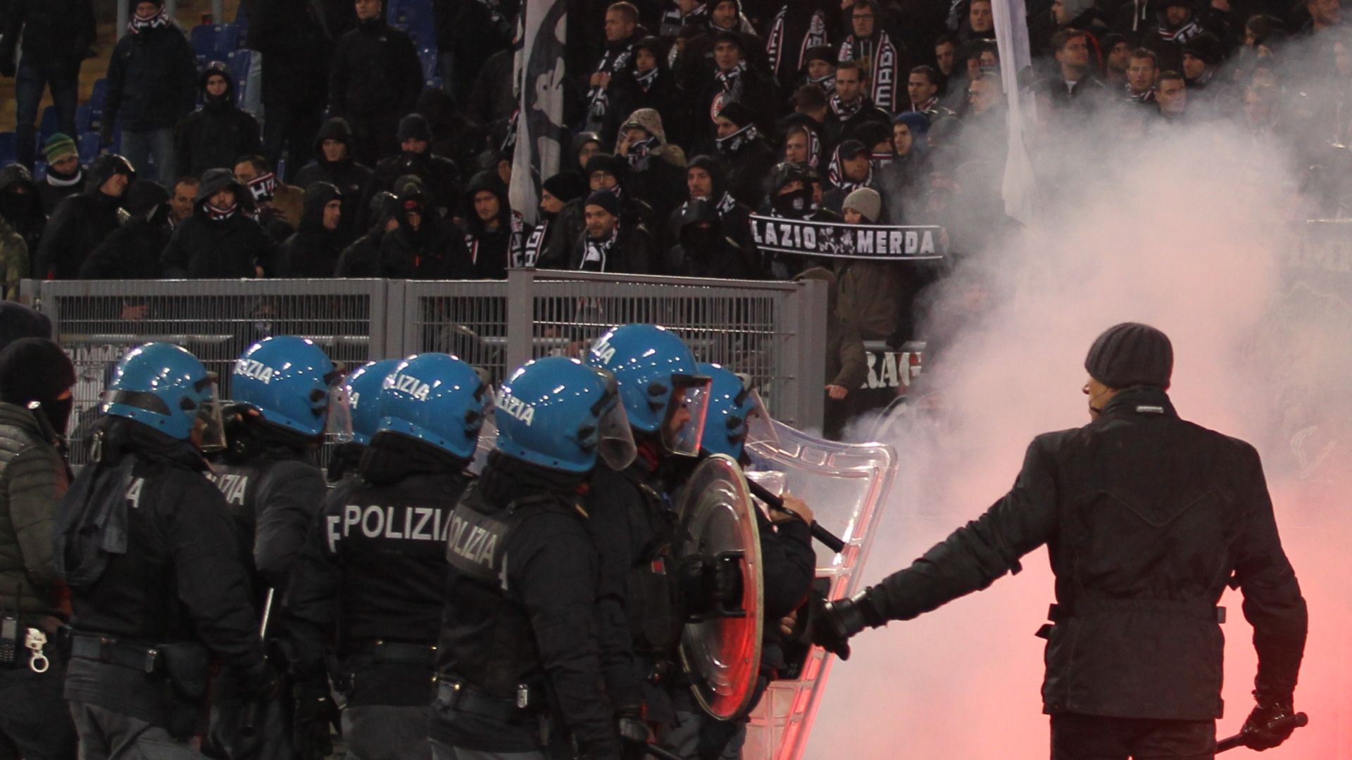 Eintracht fans vs. Lazio
