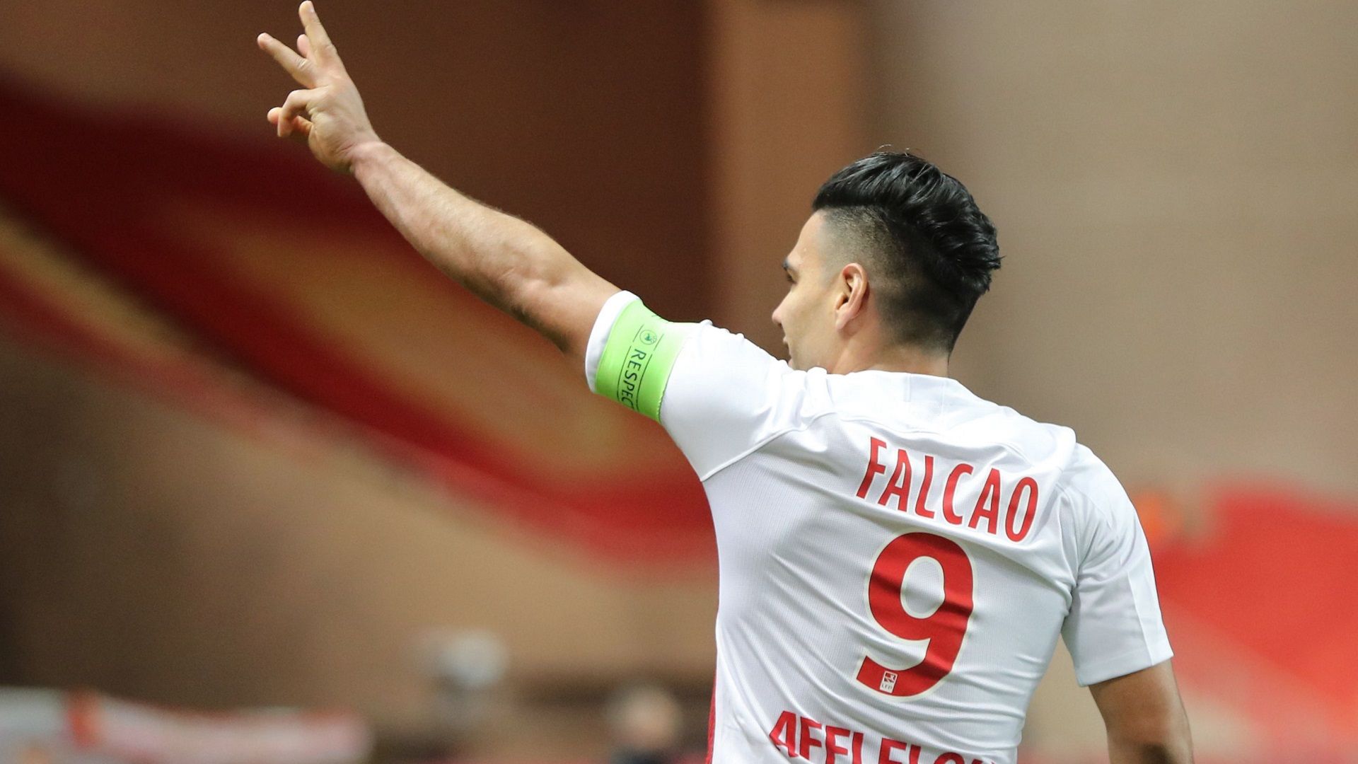 2019-08-29 Falcao