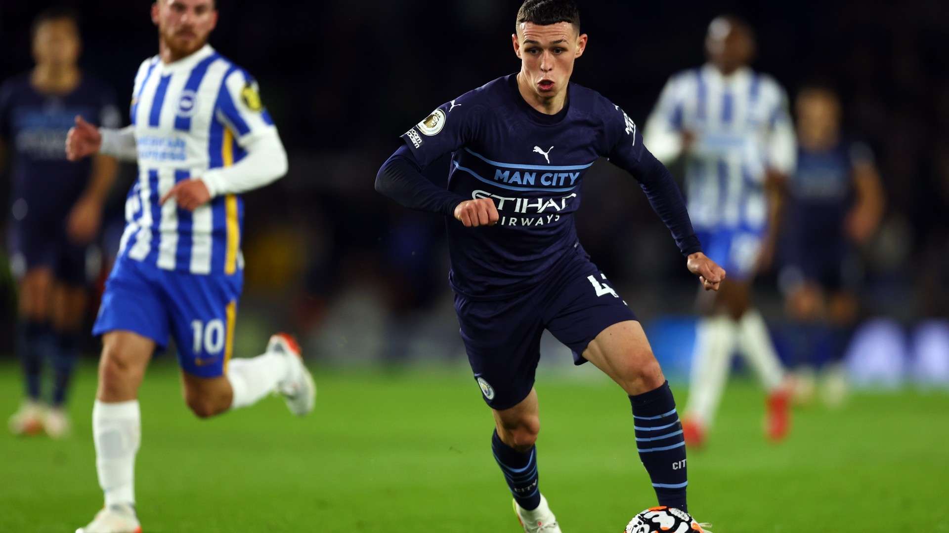 Manchester-City-gundogan-Foden-202110240800