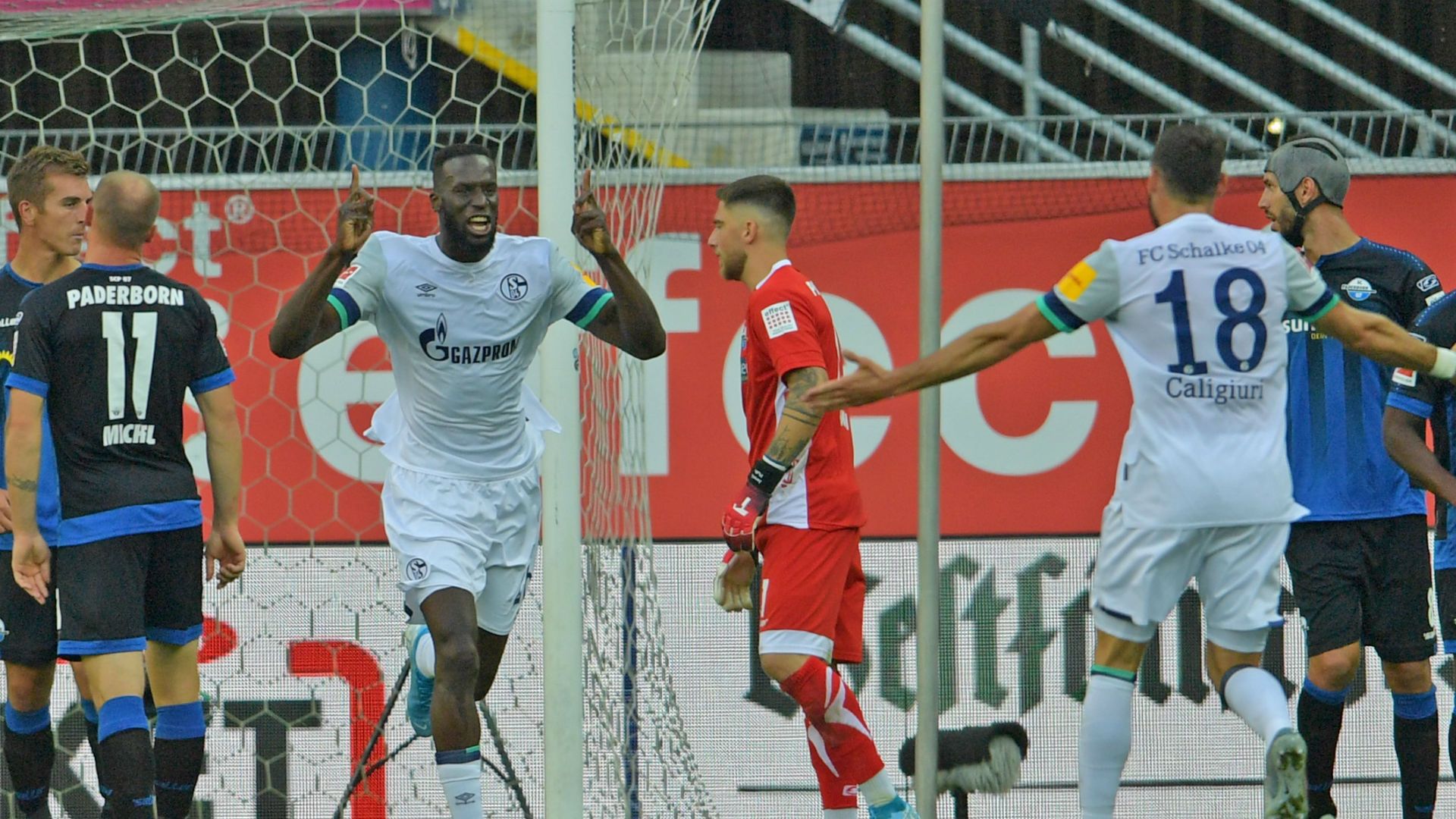 Salif Sane Schalke 04 SC Paderborn 1509209