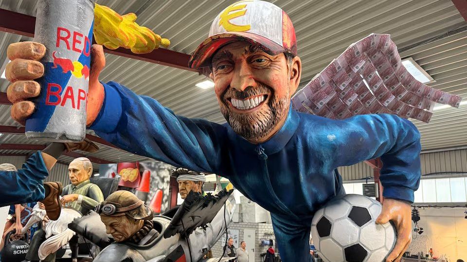 Jurgen Klopp Mainz Rose Monday Float