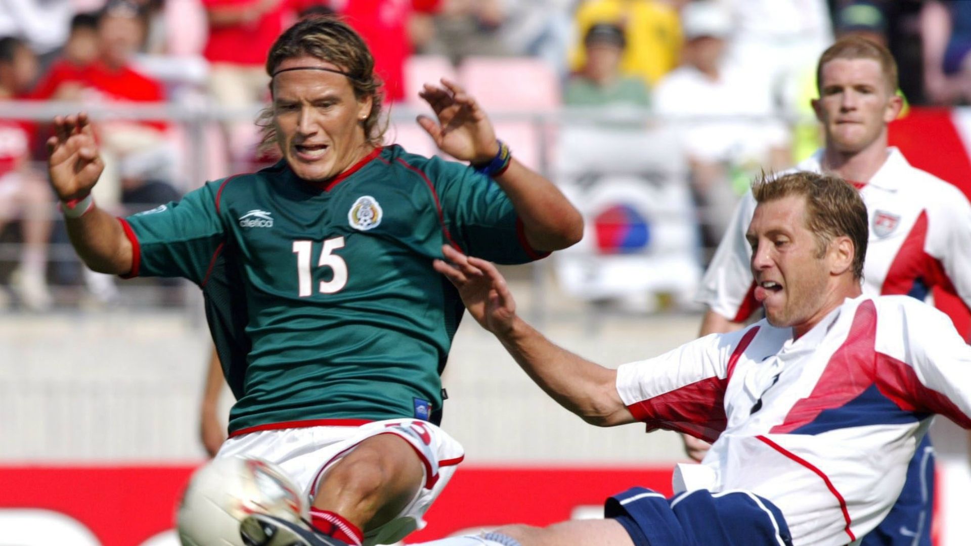 Luis Hernández 2002