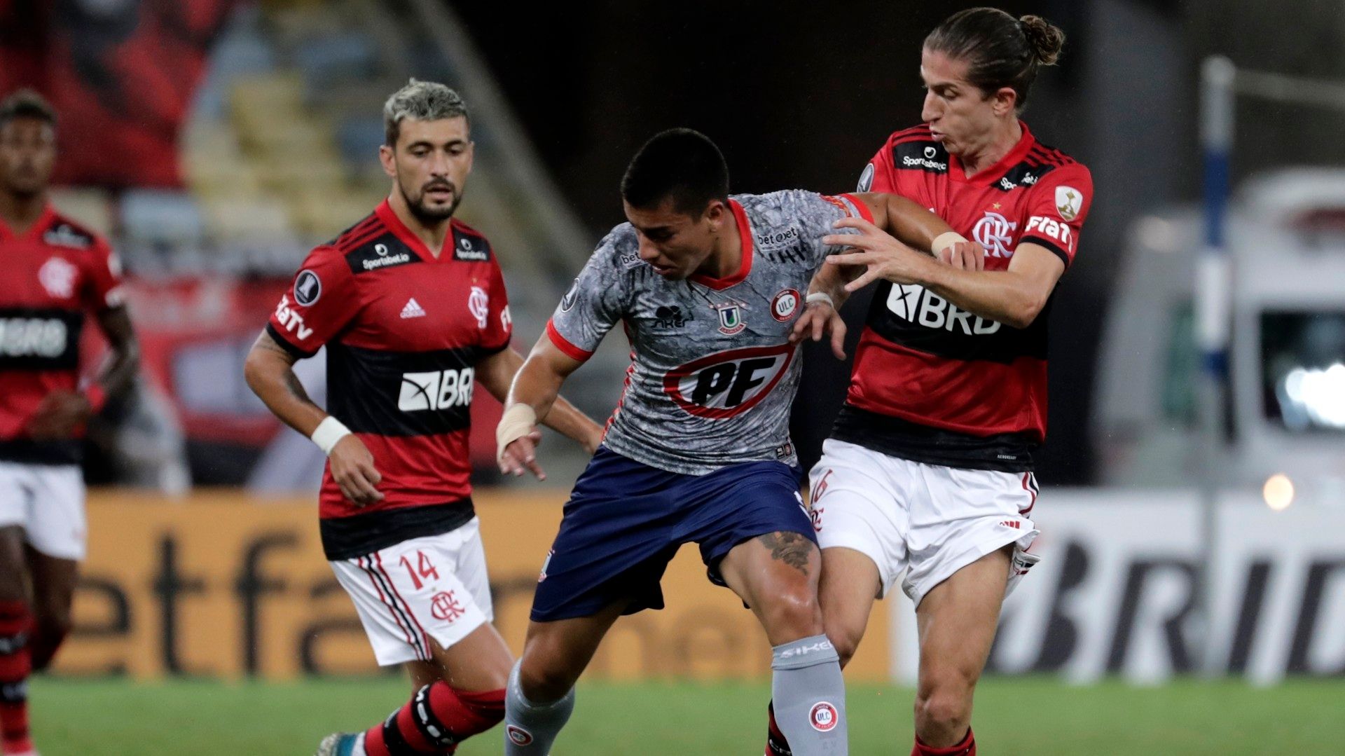 Esteban Valencia e Filipe Luís - Flamengo x La Calera Libertadores 27042021