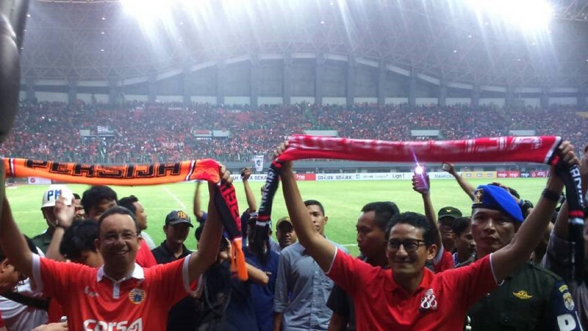 Anies Baswedan - Sandiaga Uno