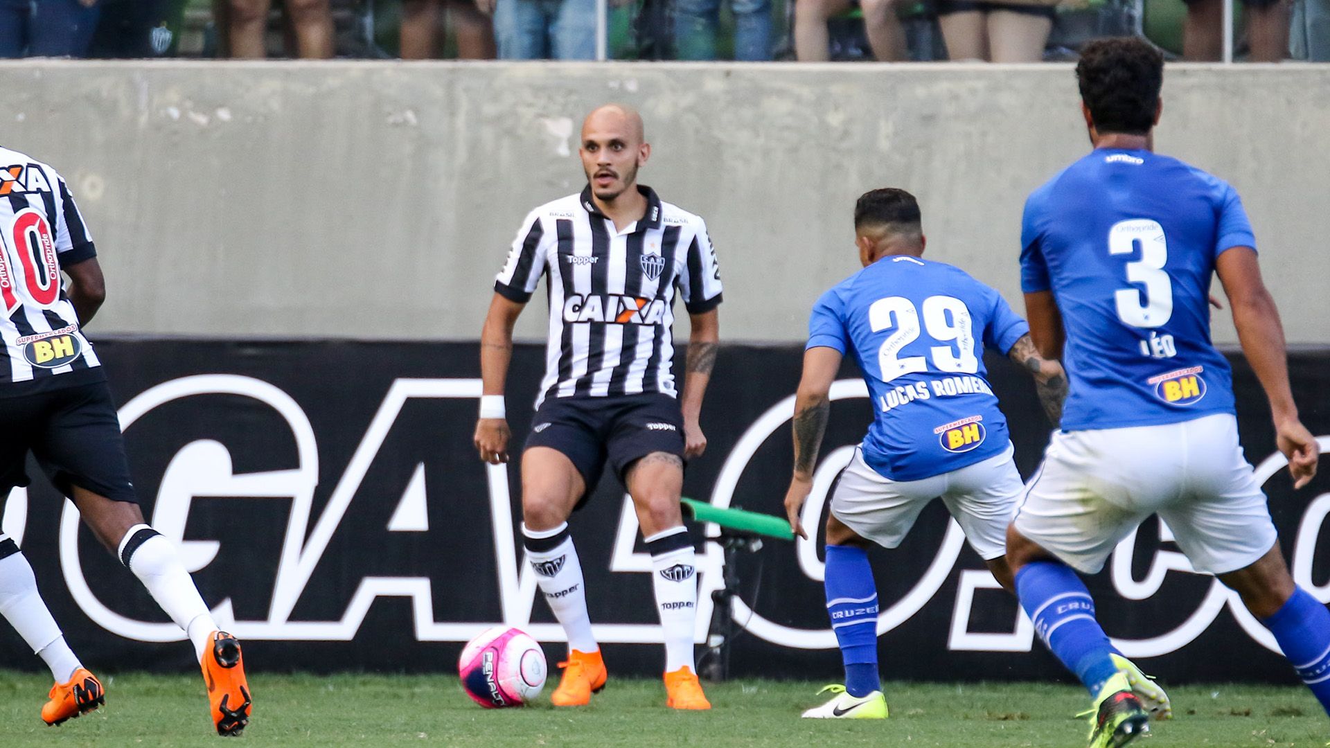 Fabio Santos Atletico-MG Cruzeiro 01042018 Mineiro Final