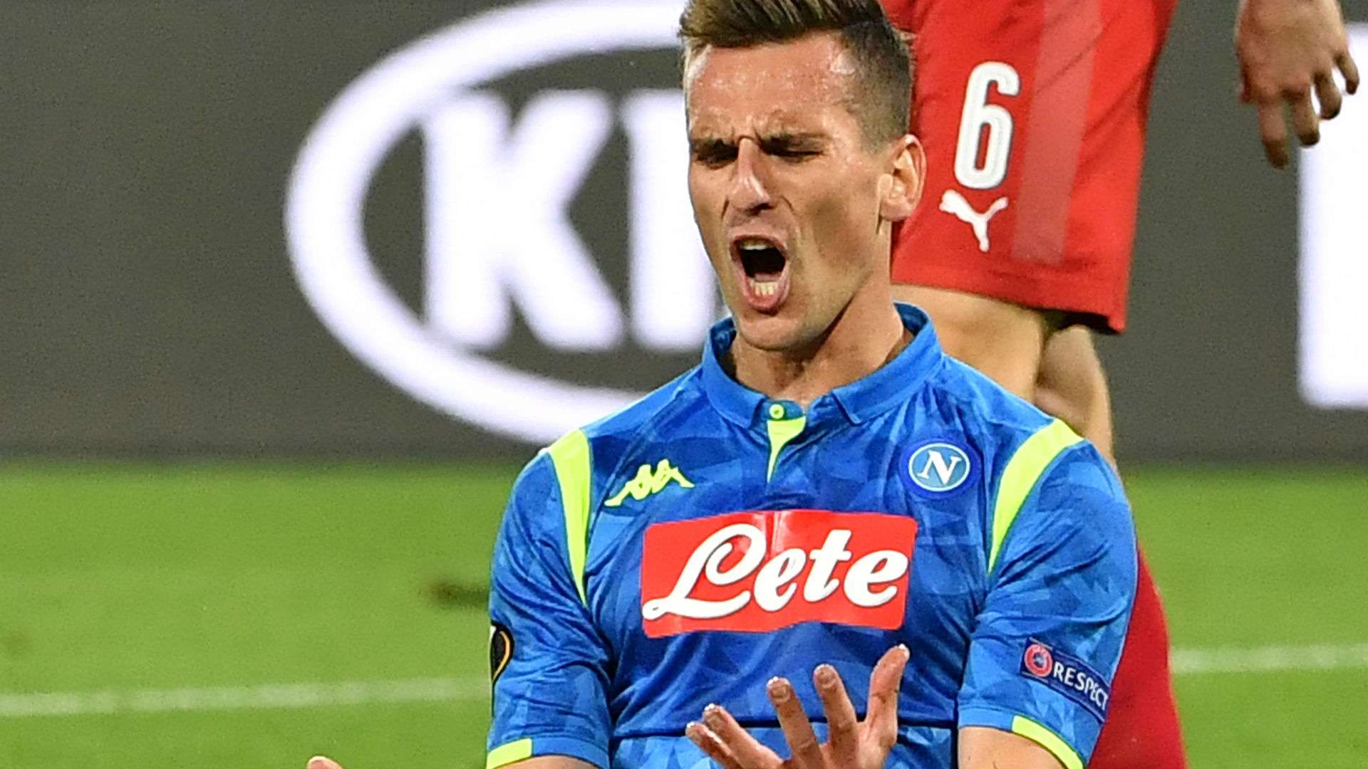 Milik Napoli Arsenal Europa League