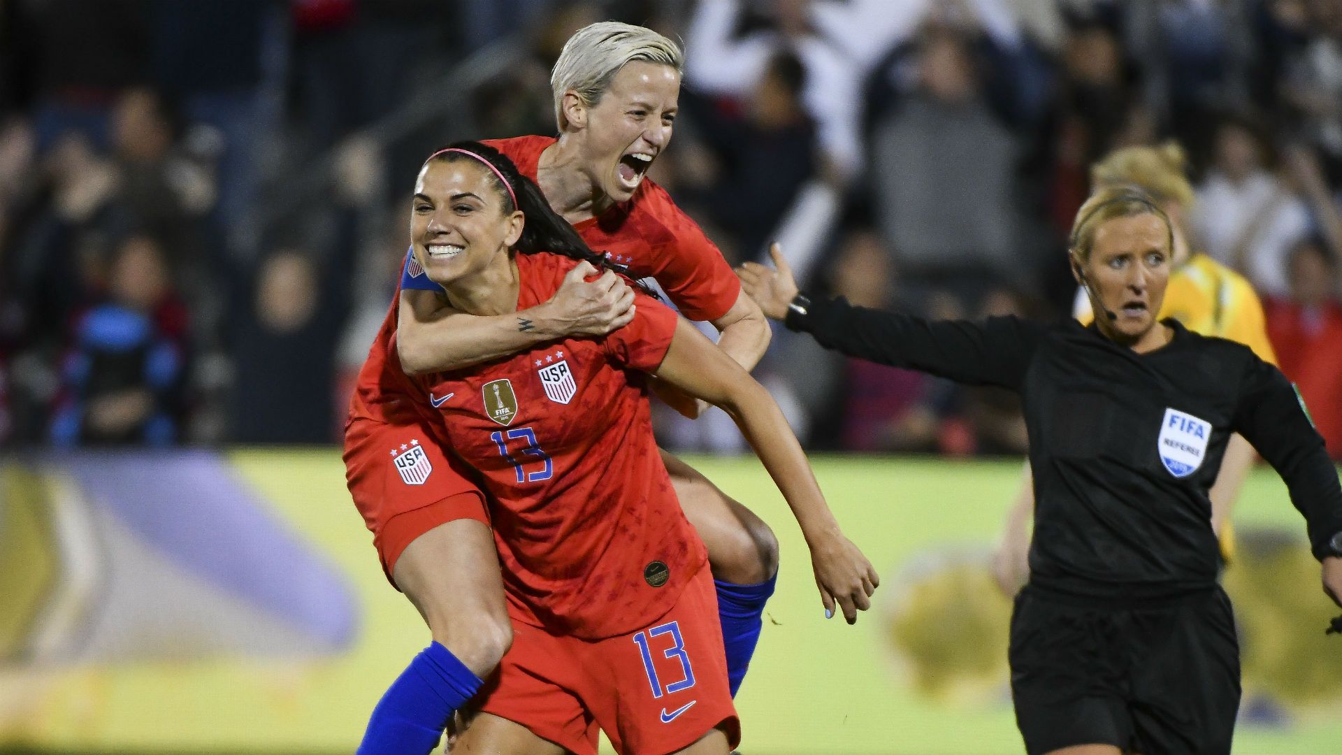 Alex Morgan Megan Rapinoe USWNT Australia 2019