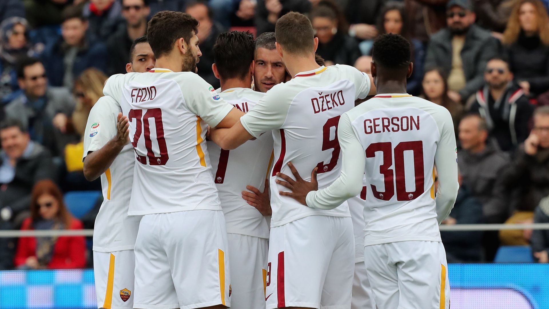 Roma celebrates El Shaarawy vs. Crotone