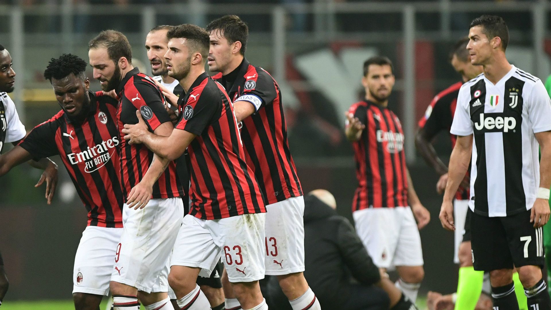 Gonzalo Higuain Cristiano Ronaldo AC Milan Juventus 11112018