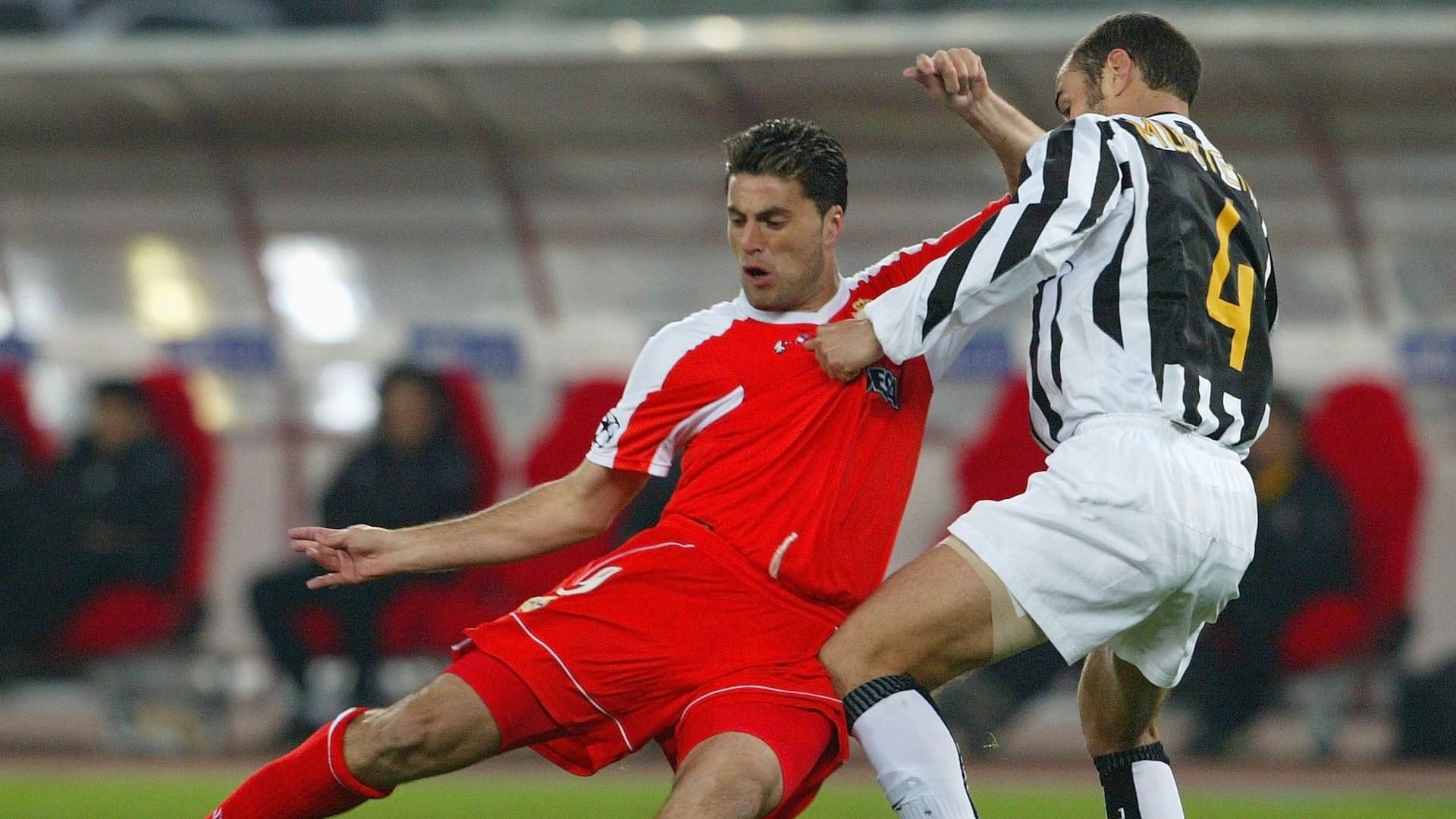 Paolo Montero Diego Tristan Juventus Deportivo La Coruna Champions League 2004