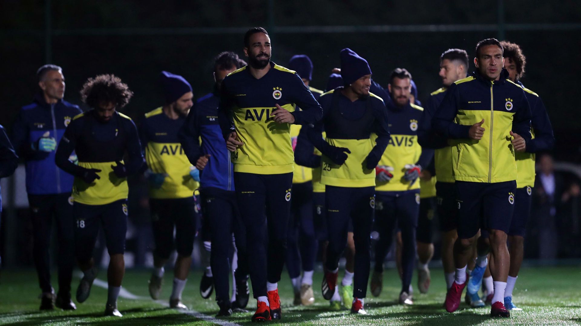 Fenerbahce training 10082019