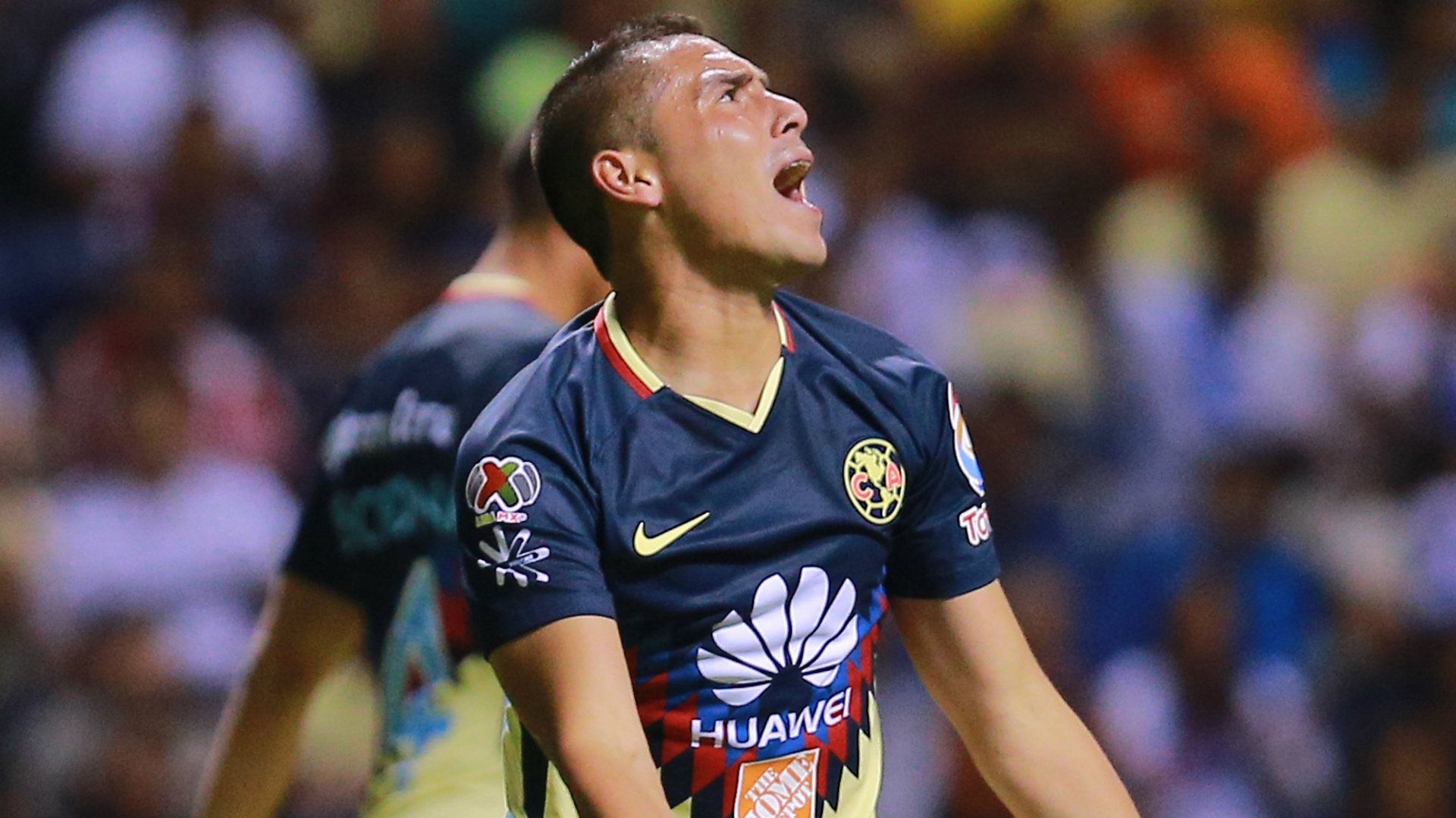 Paul Aguilar América 130518