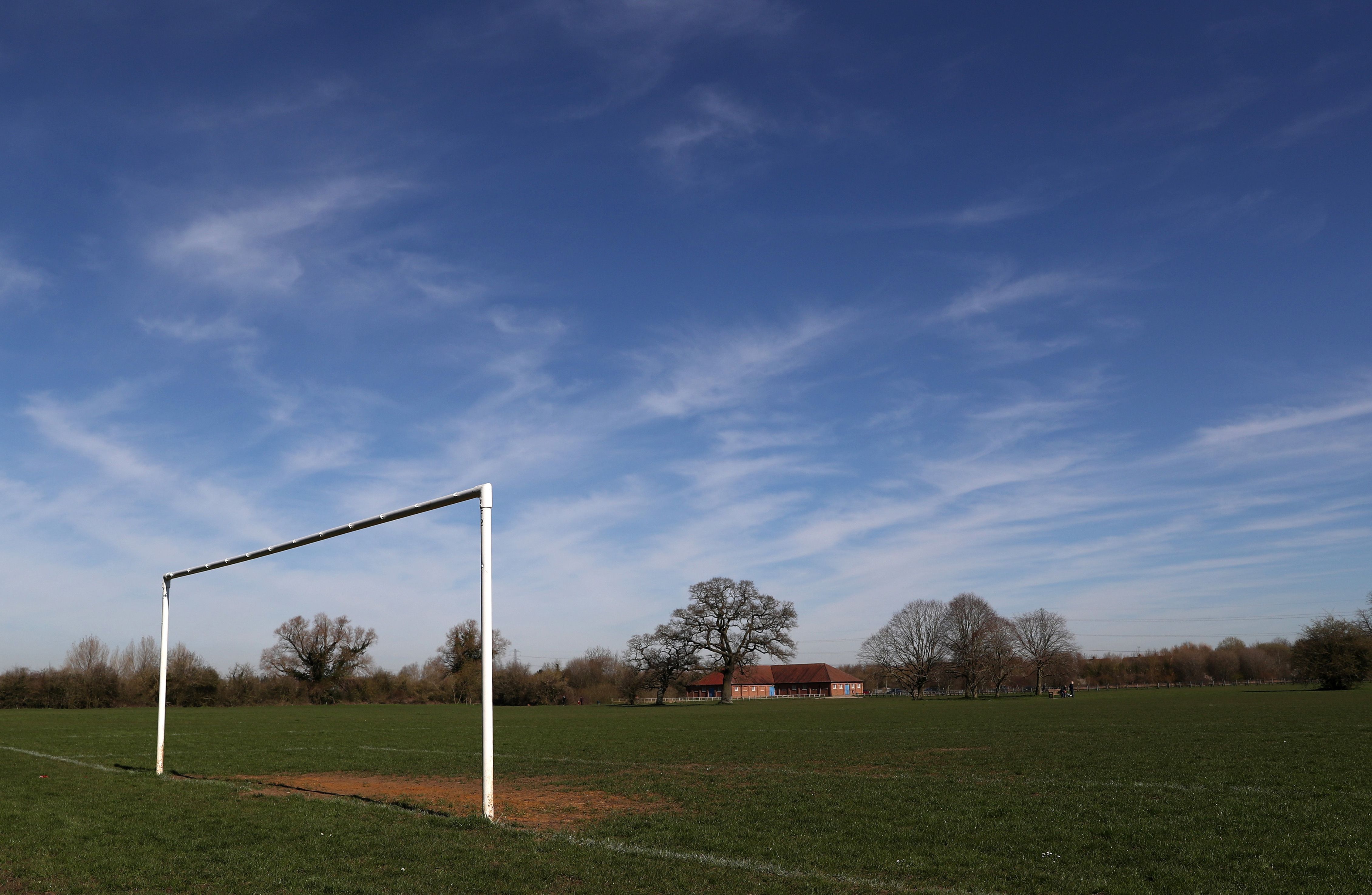 Fussballplatz Rasen Pitch neutral Tor Kreisliga allgemein