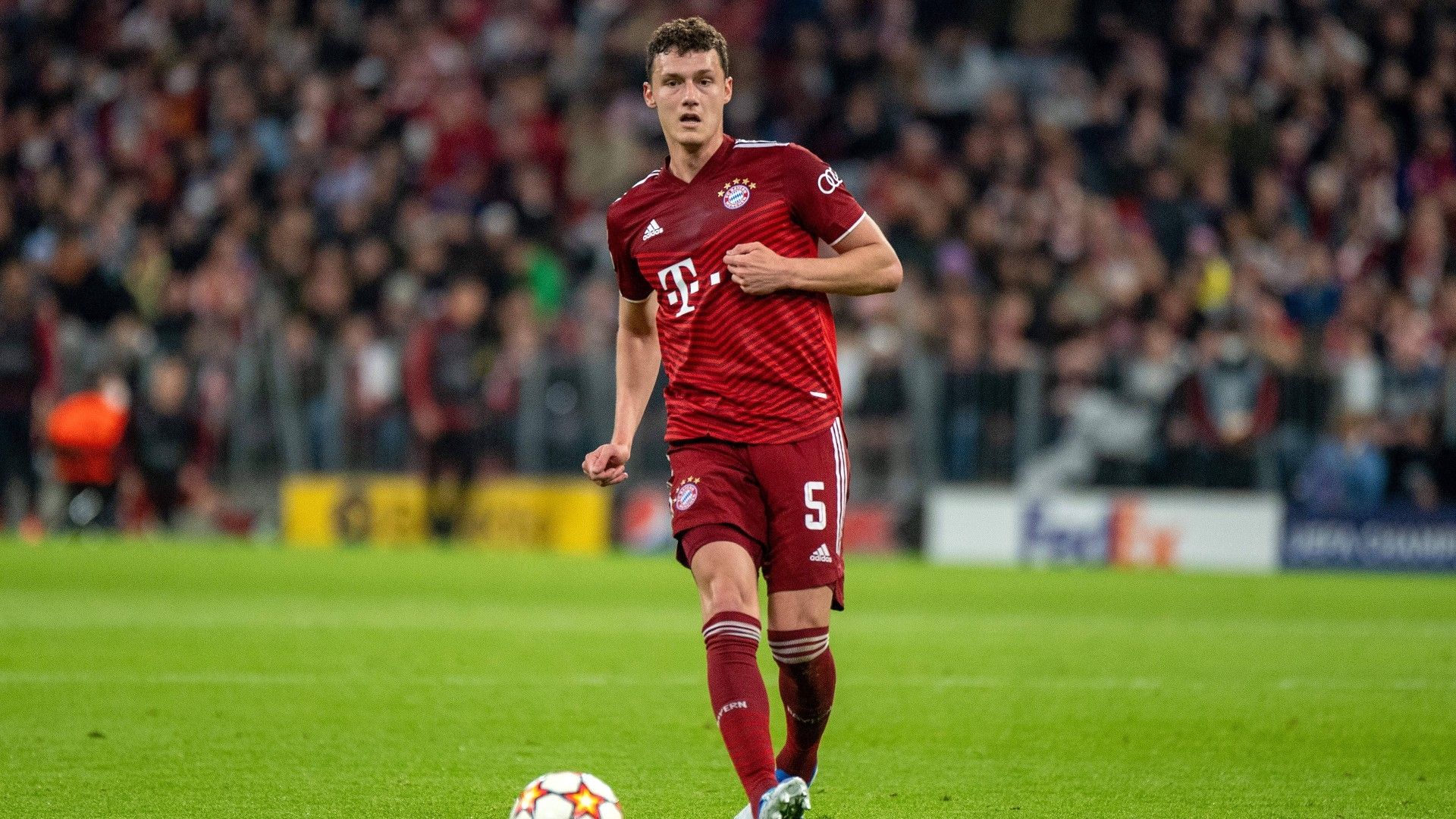 ONLY GERMANY Benjamin Pavard Bayern Villarreal