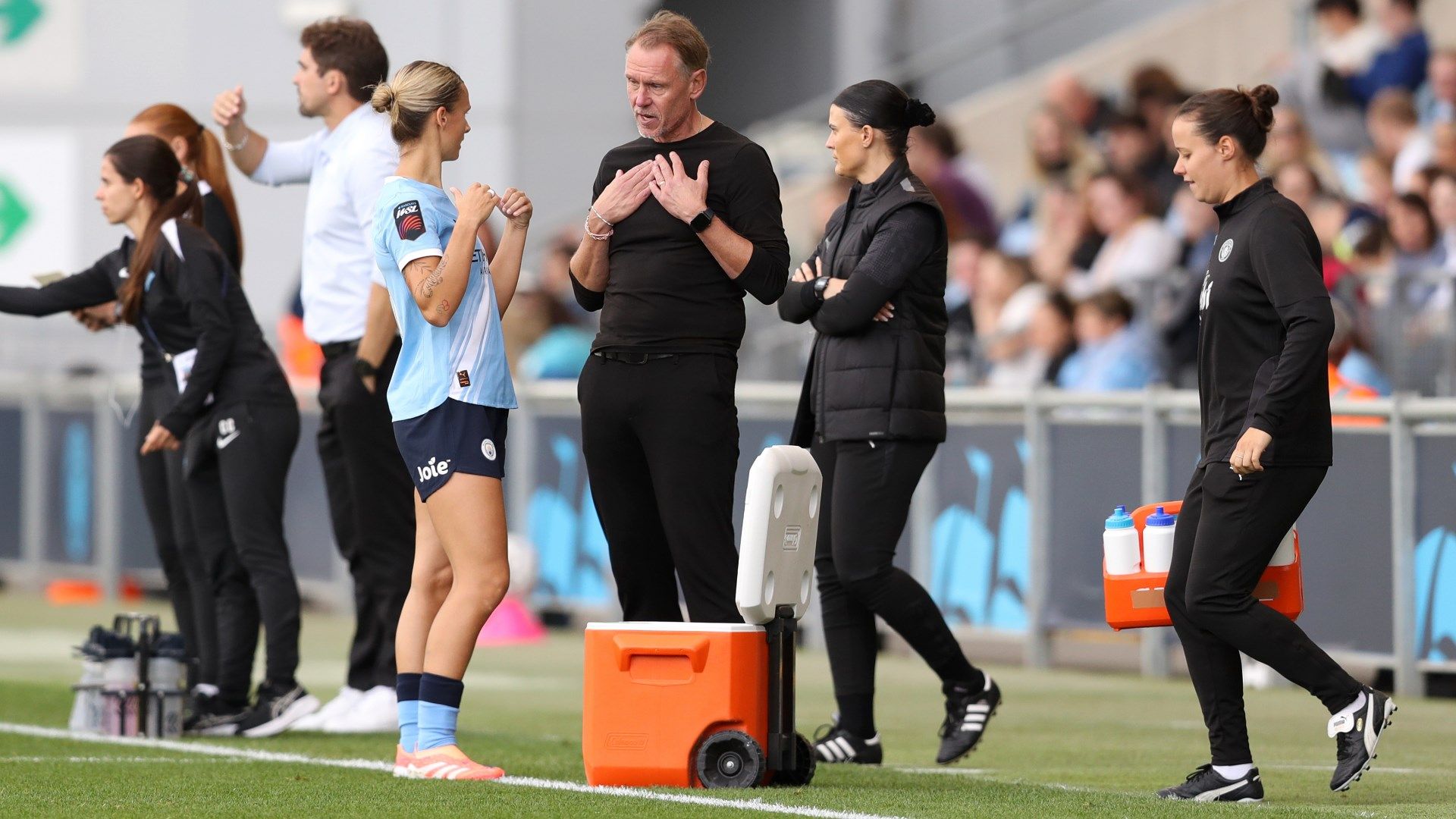 Kerstin Casparij Andree Jeglertz Man City Women 2025-26