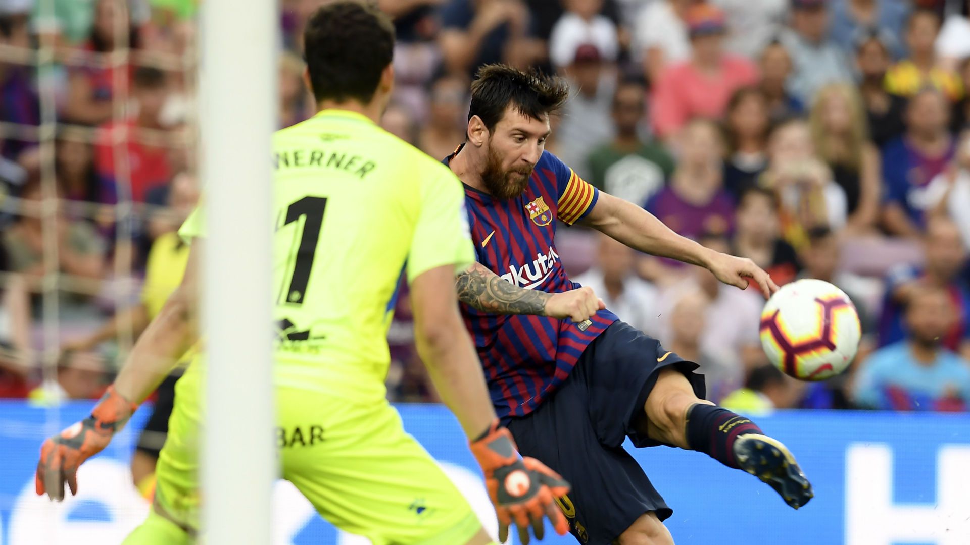 Lionel Messi Barcelona Huesca 2018-19