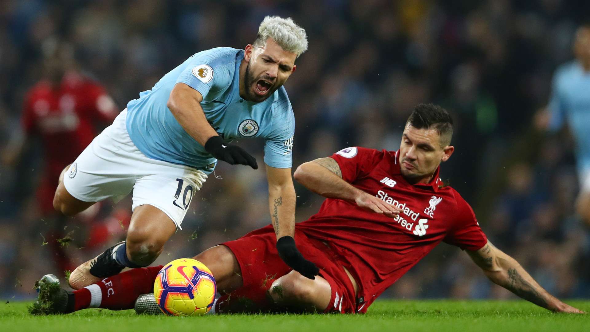 SERGIO AGUERO MANCHESTER CITY DEJAN LOVREN LIVERPOOL PREMIER LEAGUE 03012019