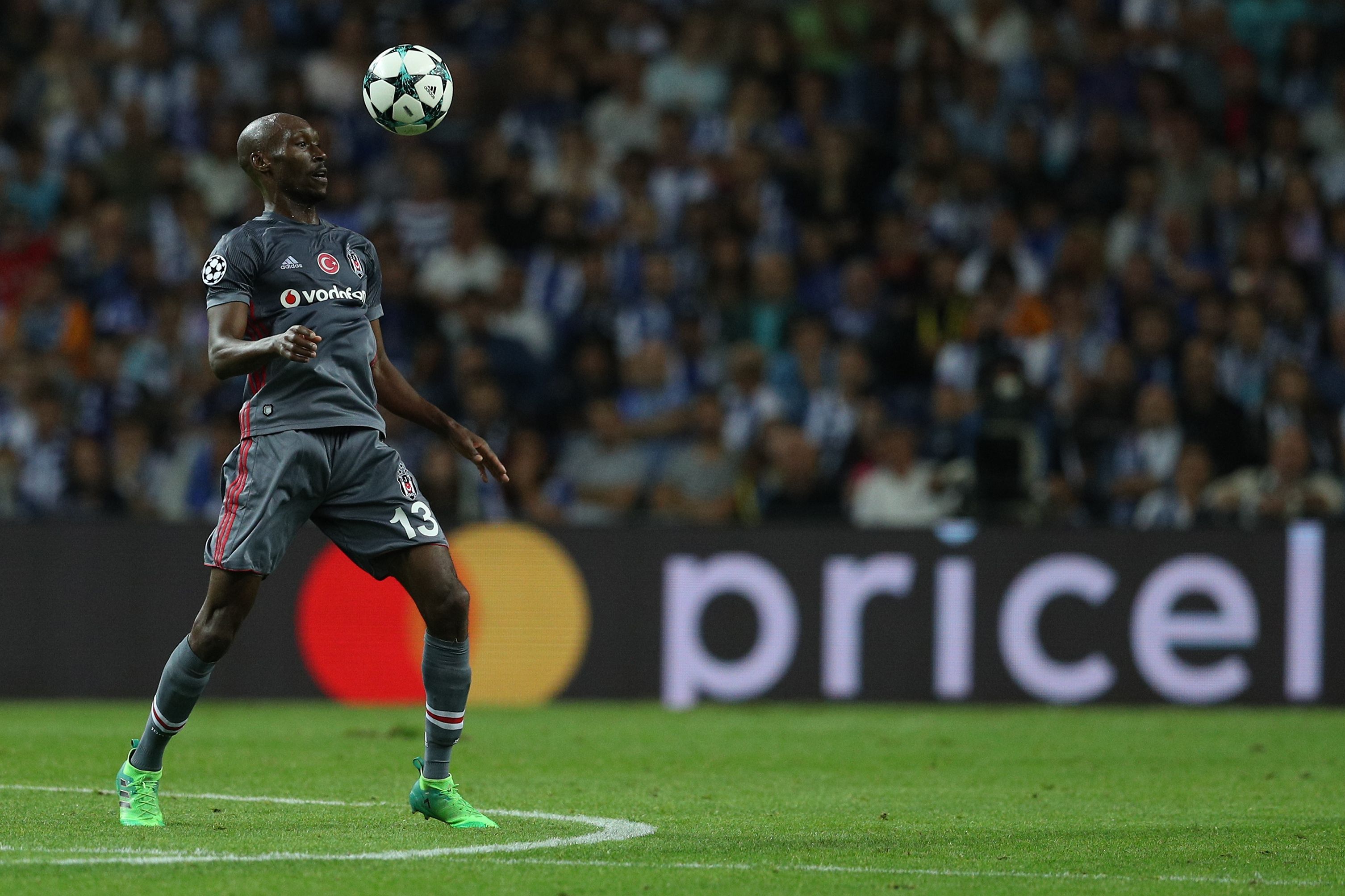 Atiba Hutchinson Besiktas