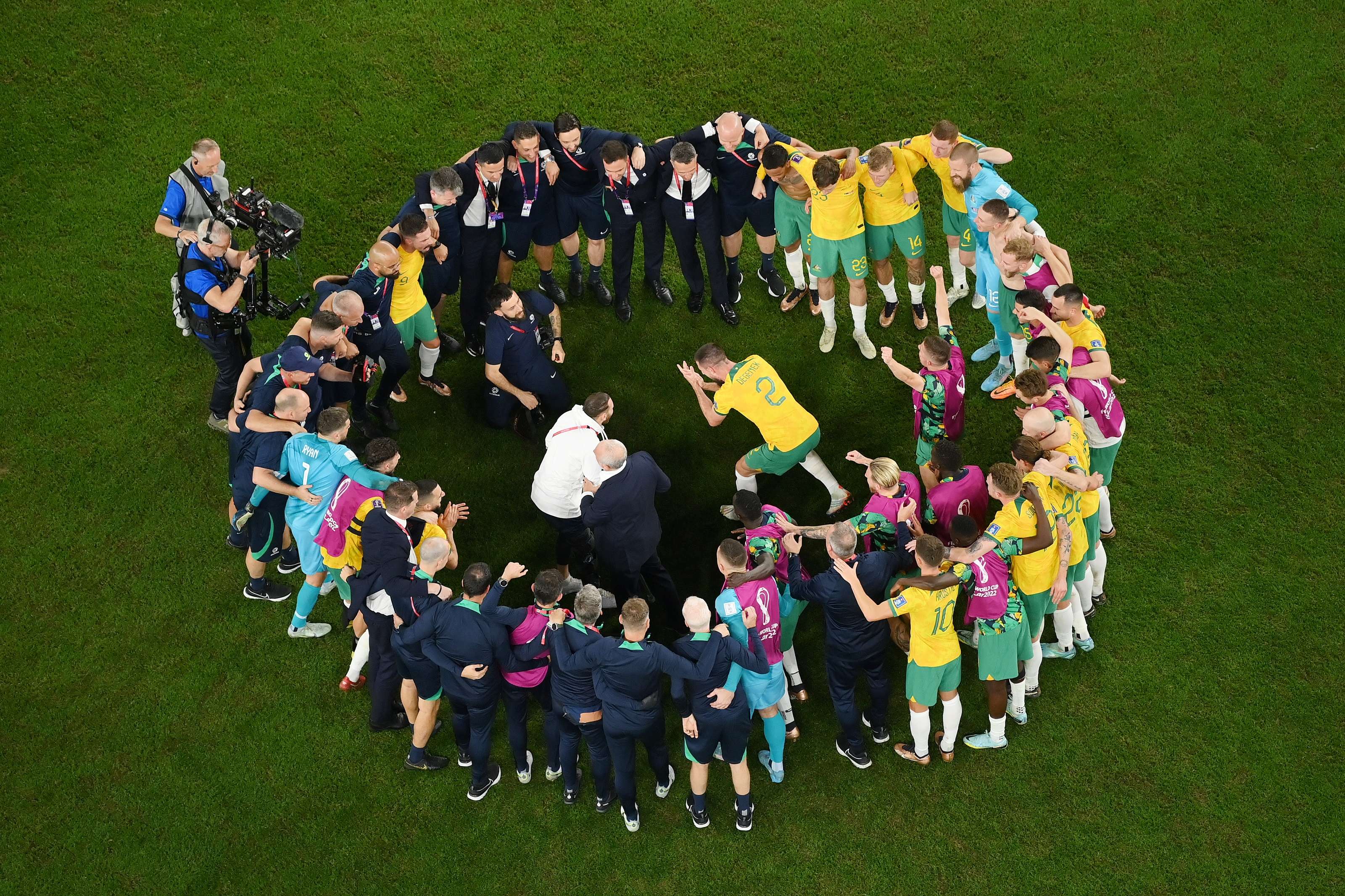 덴마크 잡은 호주