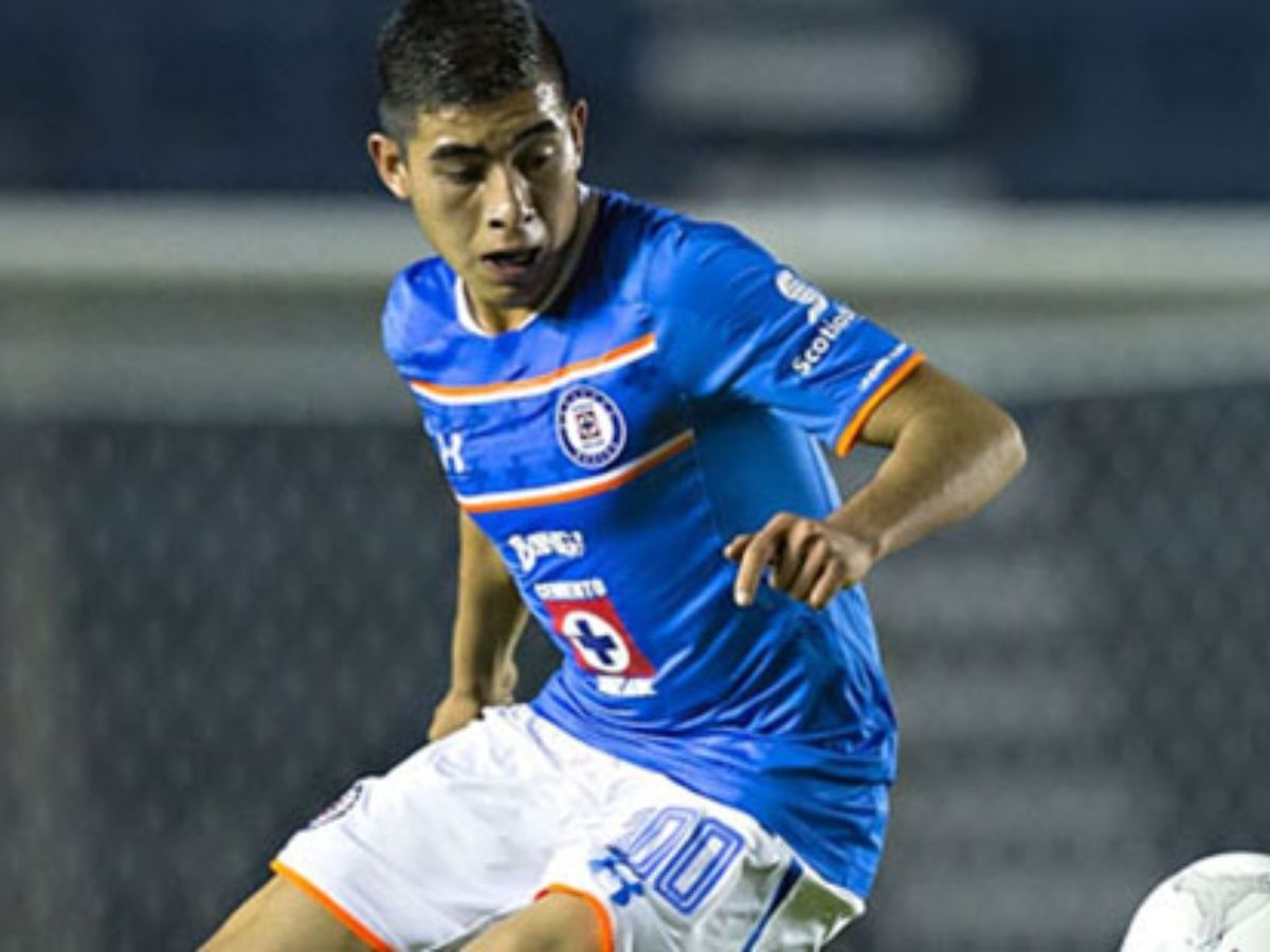 Kevyn Montaño Cruz Azul