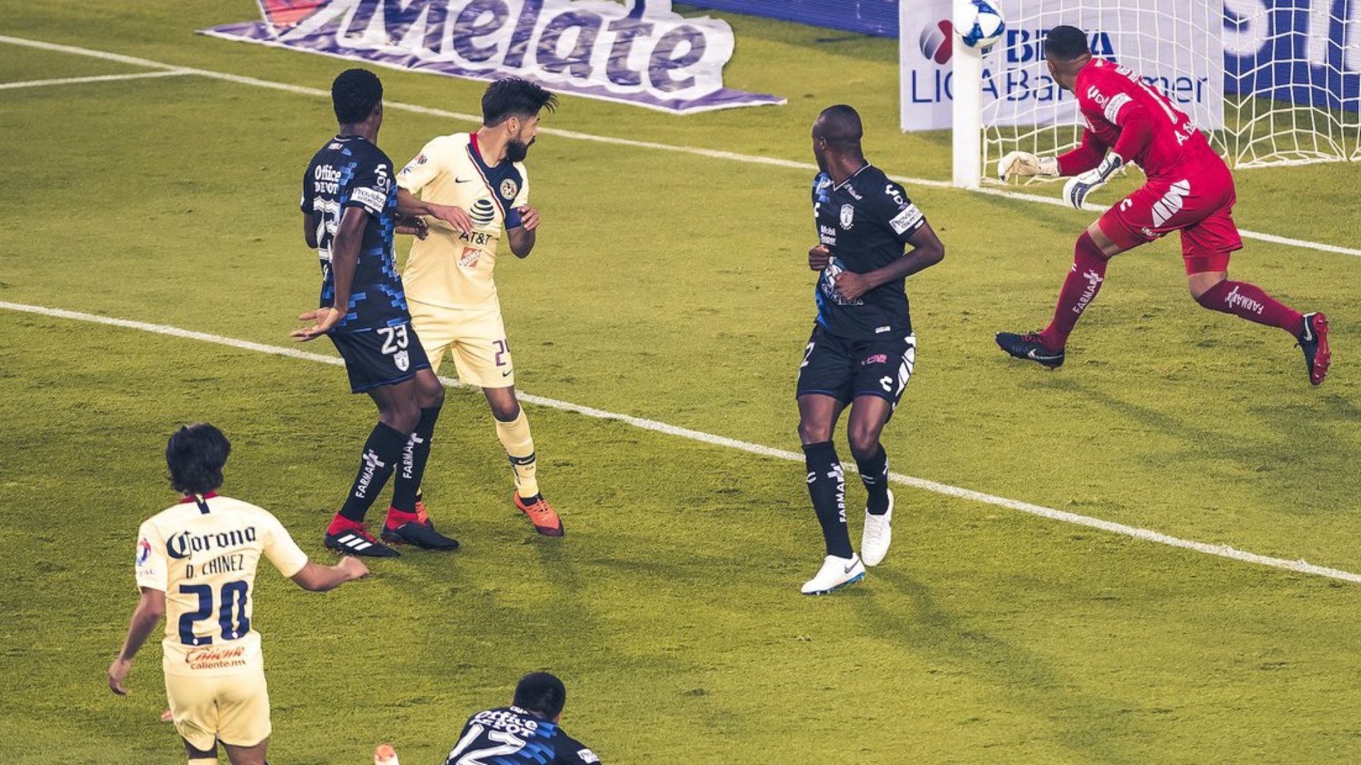 América Diego Lainez
