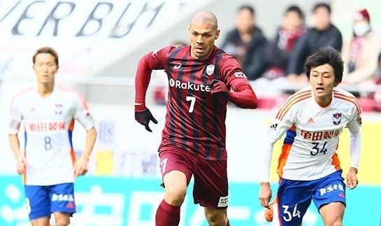 Nilton - Vissel Kobe (Foto: Divulgação)
