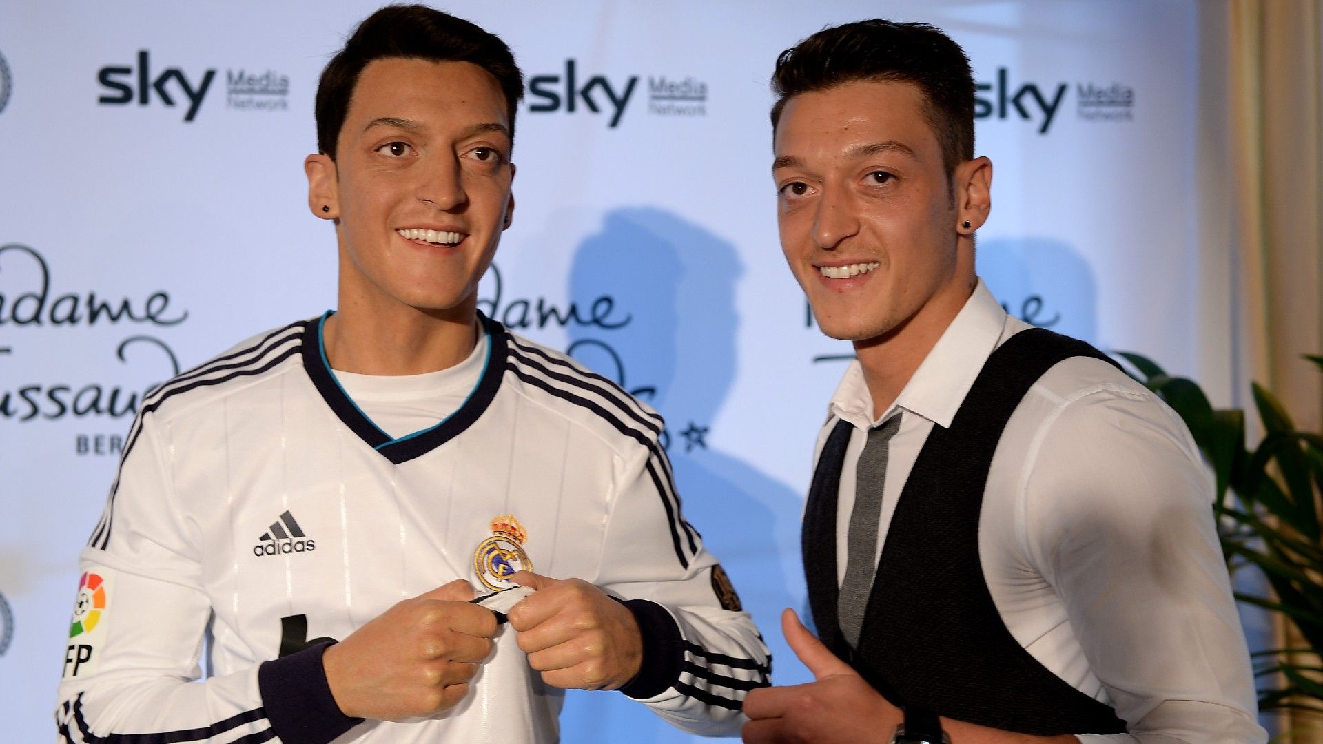 Mesut Özil Berlin Real Madrid Madame Tussauds