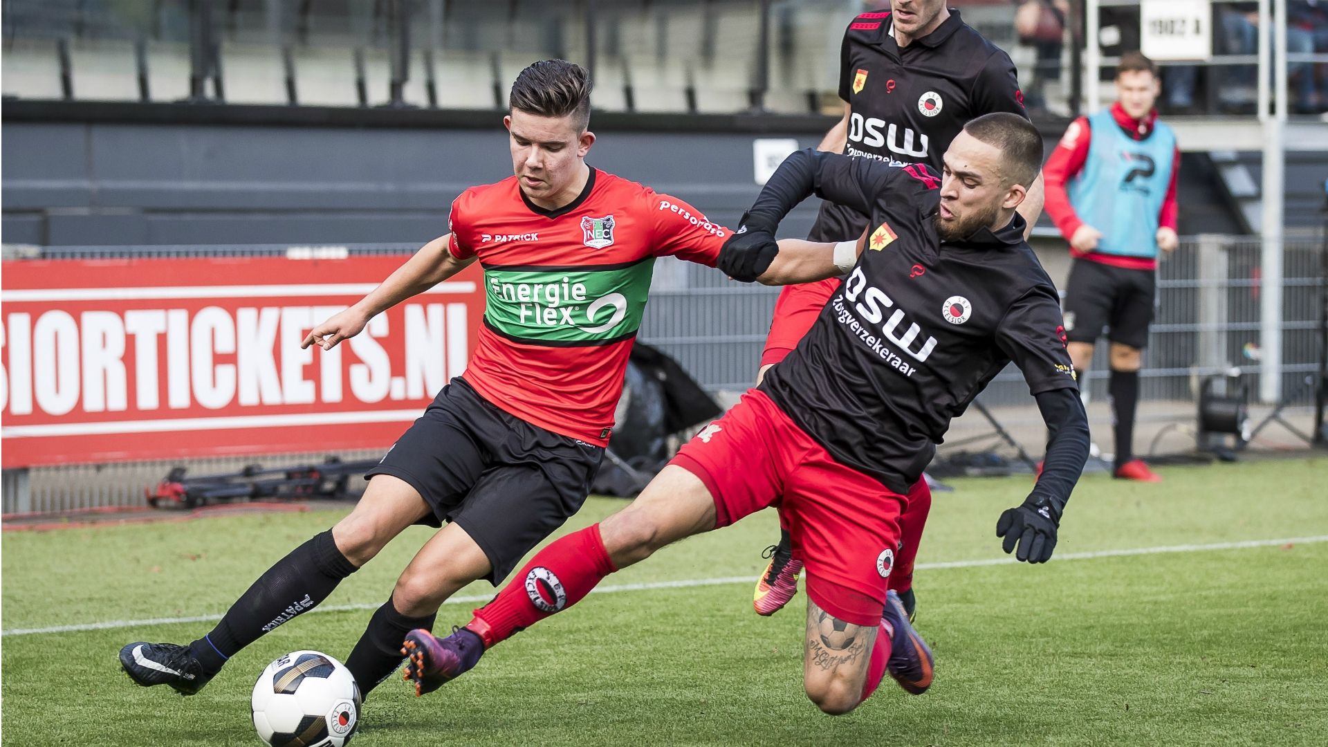 Ferdi Kadioglu - Stanley Elbers, Excelsior - NEC, Eredivisie 12182016