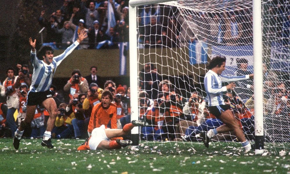 Ruud Krol Mario Kempes