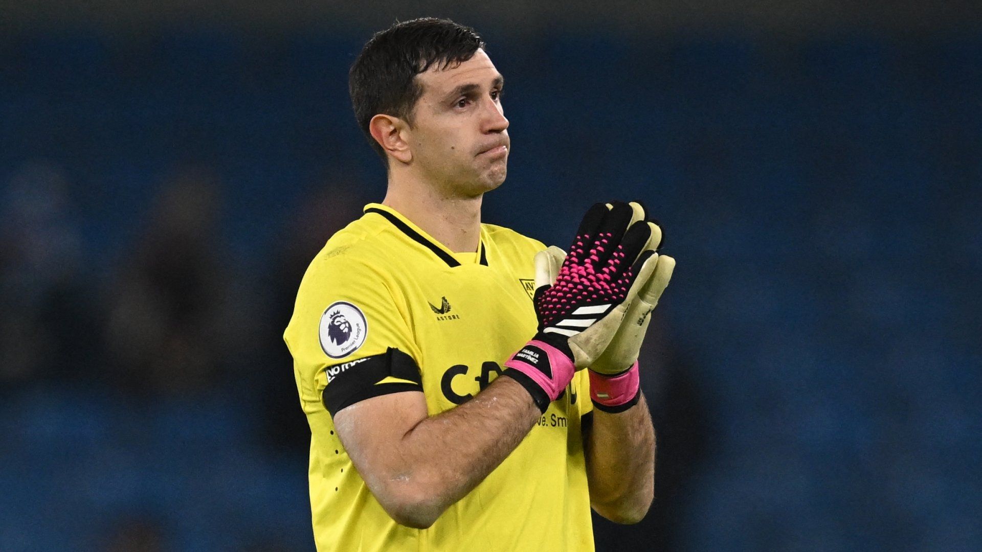 Emiliano Martinez Aston Villa 2022-23