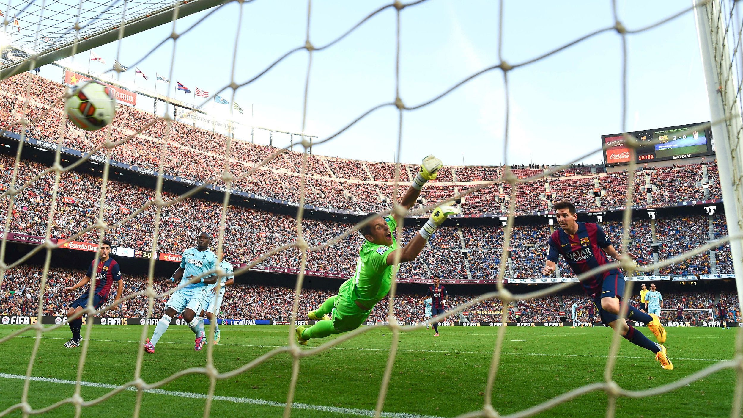 Lionel Messi Barcelona Granada La Liga 09272014