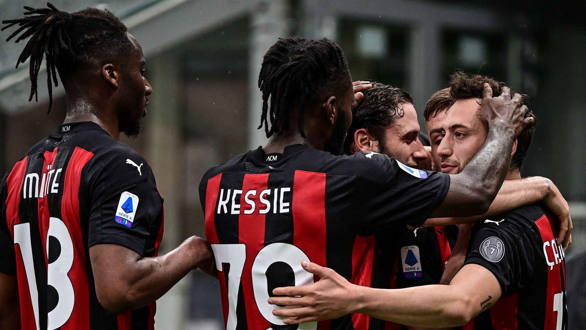 Hakan Calhanoglu. AC Milan vs Sassuolo 04.21.2021