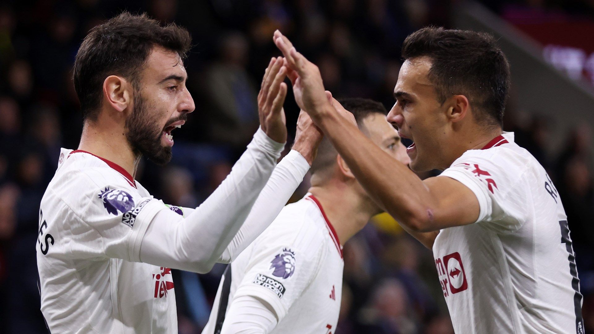 Bruno Fernandes Sergio Reguilon Man Utd 2023-24